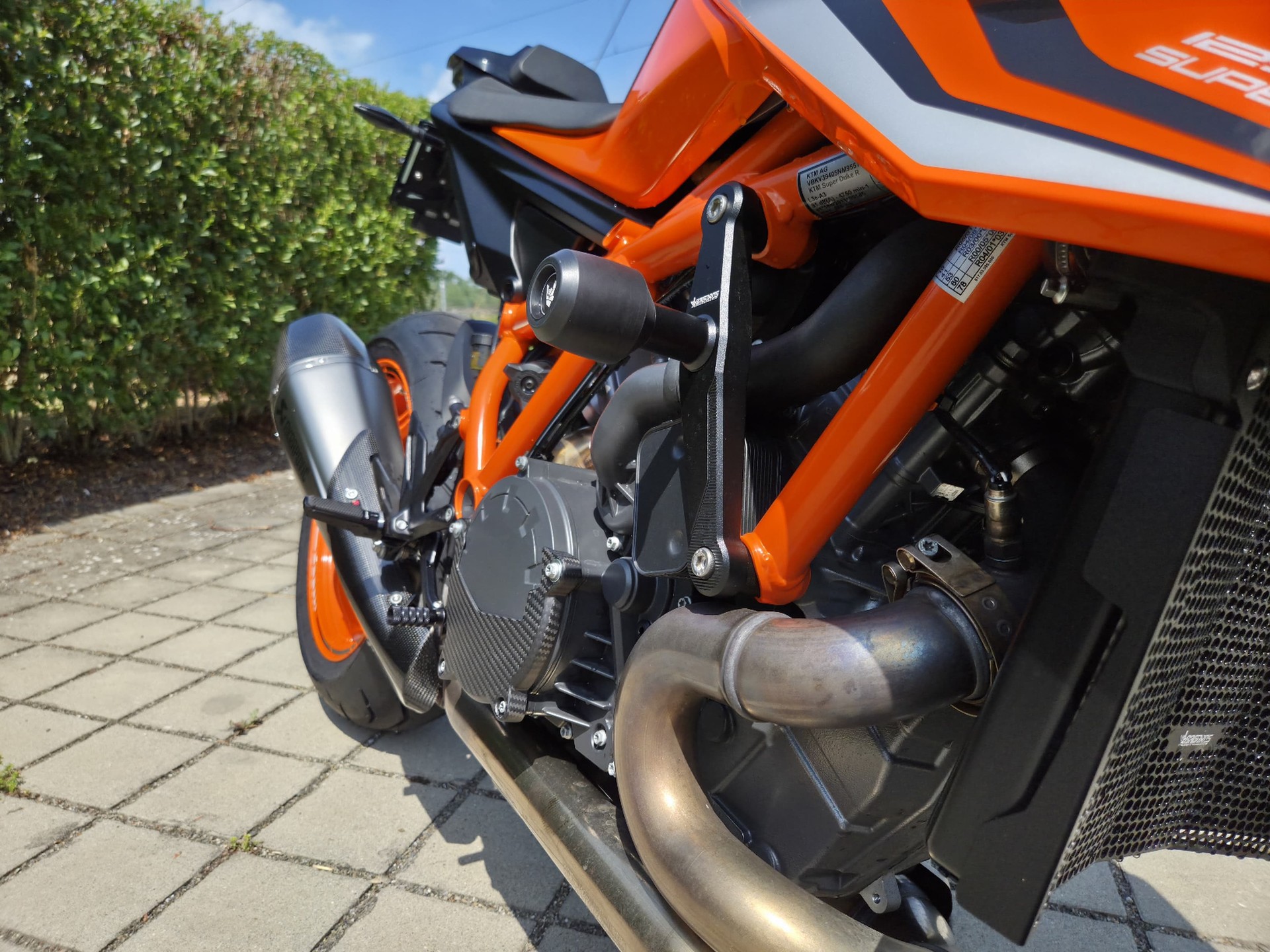 KTM 1290 Super Duke R-image-3