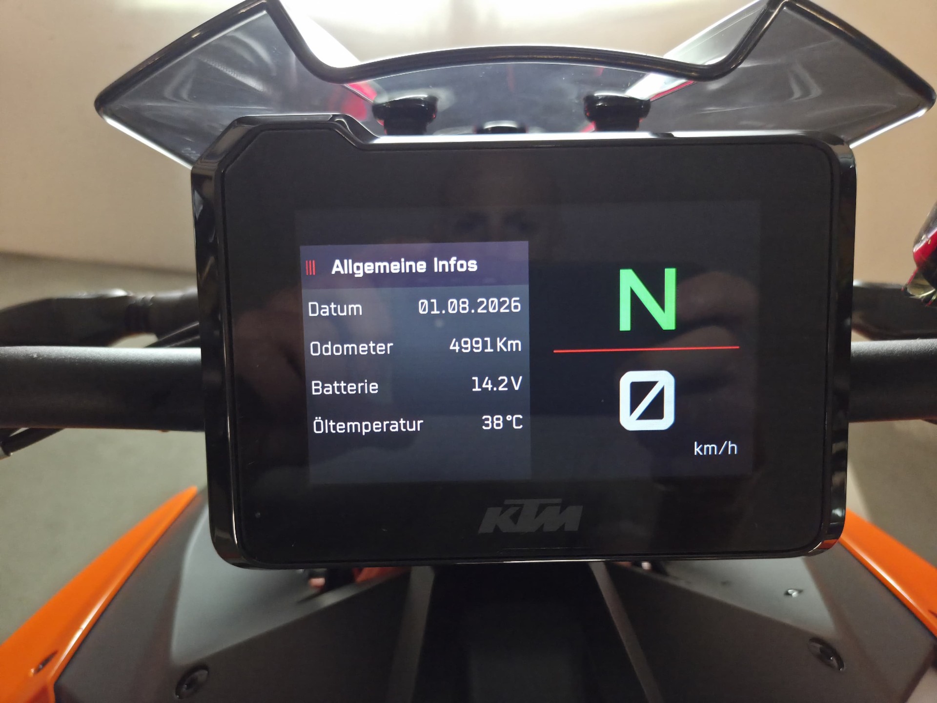 KTM 1290 Super Duke R-image-7