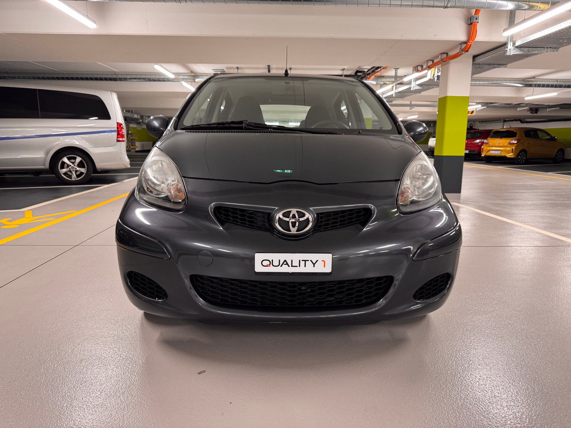 TOYOTA Aygo 1.0 Linea Terra-image-1