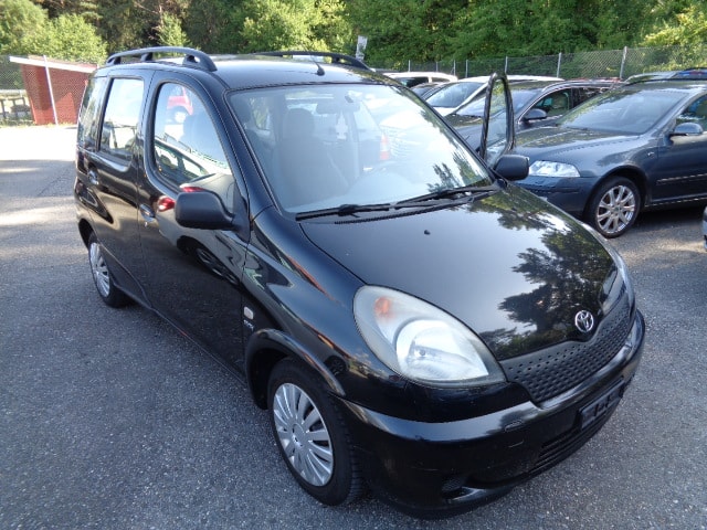 TOYOTA Yaris Verso 1.3 Linea Sol
