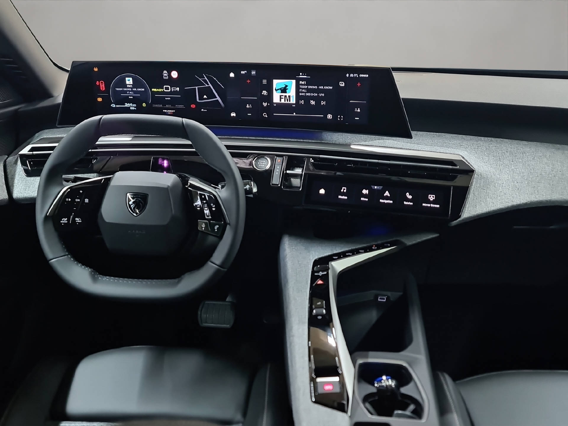 PEUGEOT E-3008 Allure Premium Dual Motor 325 AWD-image-7