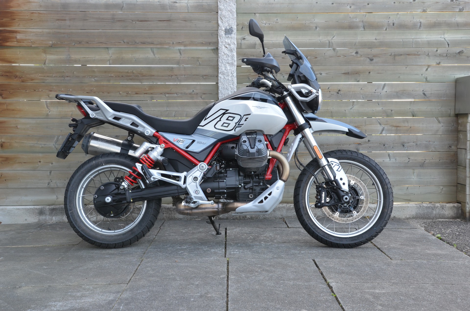MOTO GUZZI V85 TT E5+-image-0