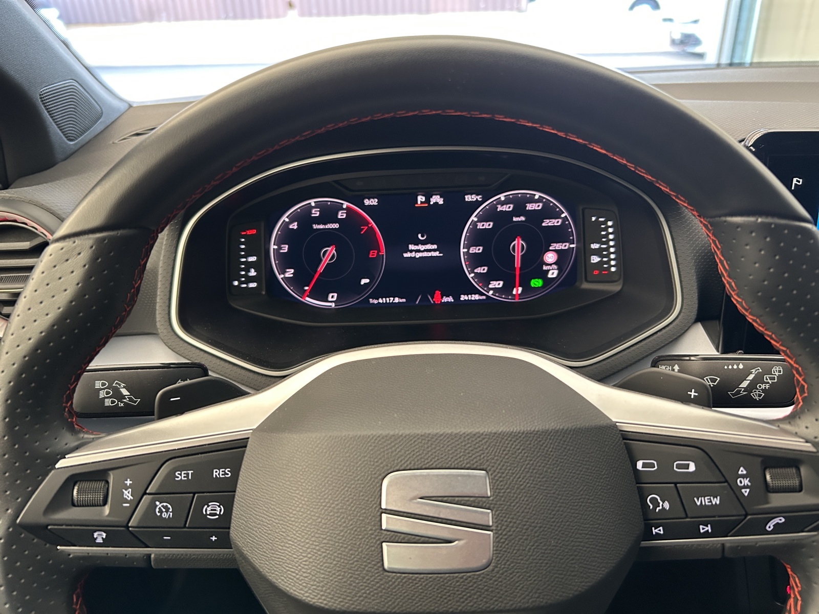 SEAT Ibiza 1.0 EcoTSI FR DSG - Rückfahrkamera - NAVI - Sitzheizung - LED Scheinwerfer-image-8