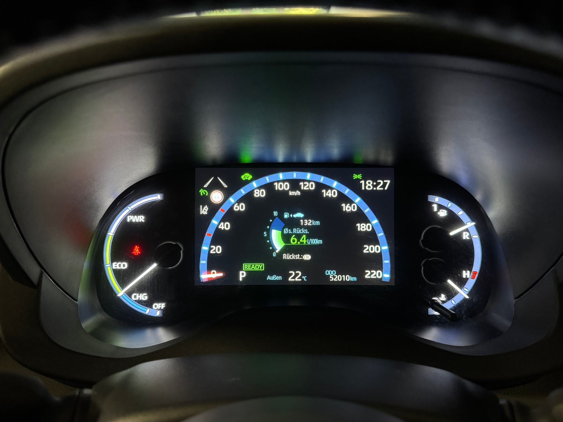 TOYOTA Yaris Cross 1.5 Comfort e-CVT AWDi CH-Fahrzeug-image-15
