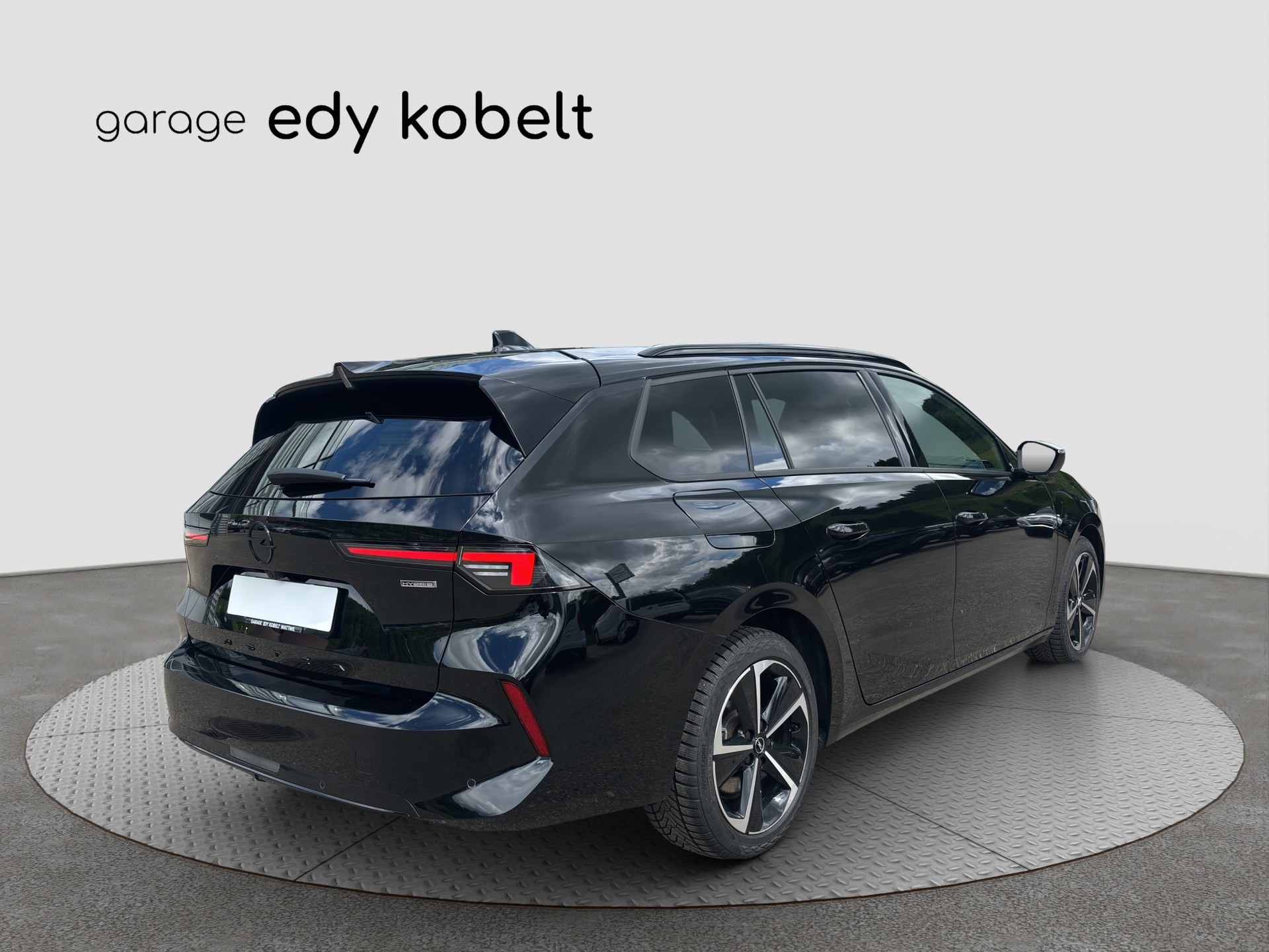 OPEL Astra Sports Tourer 1.6 PHEV Turbo GS A-image-17