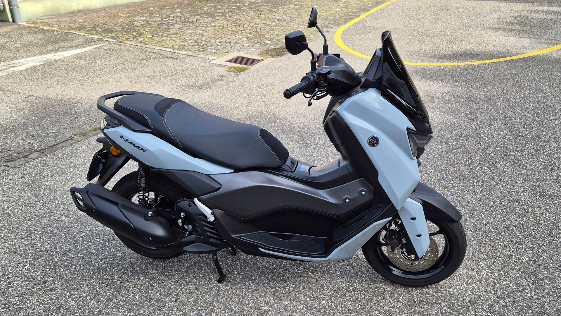 YAMAHA GPD 125 Tech-image-4