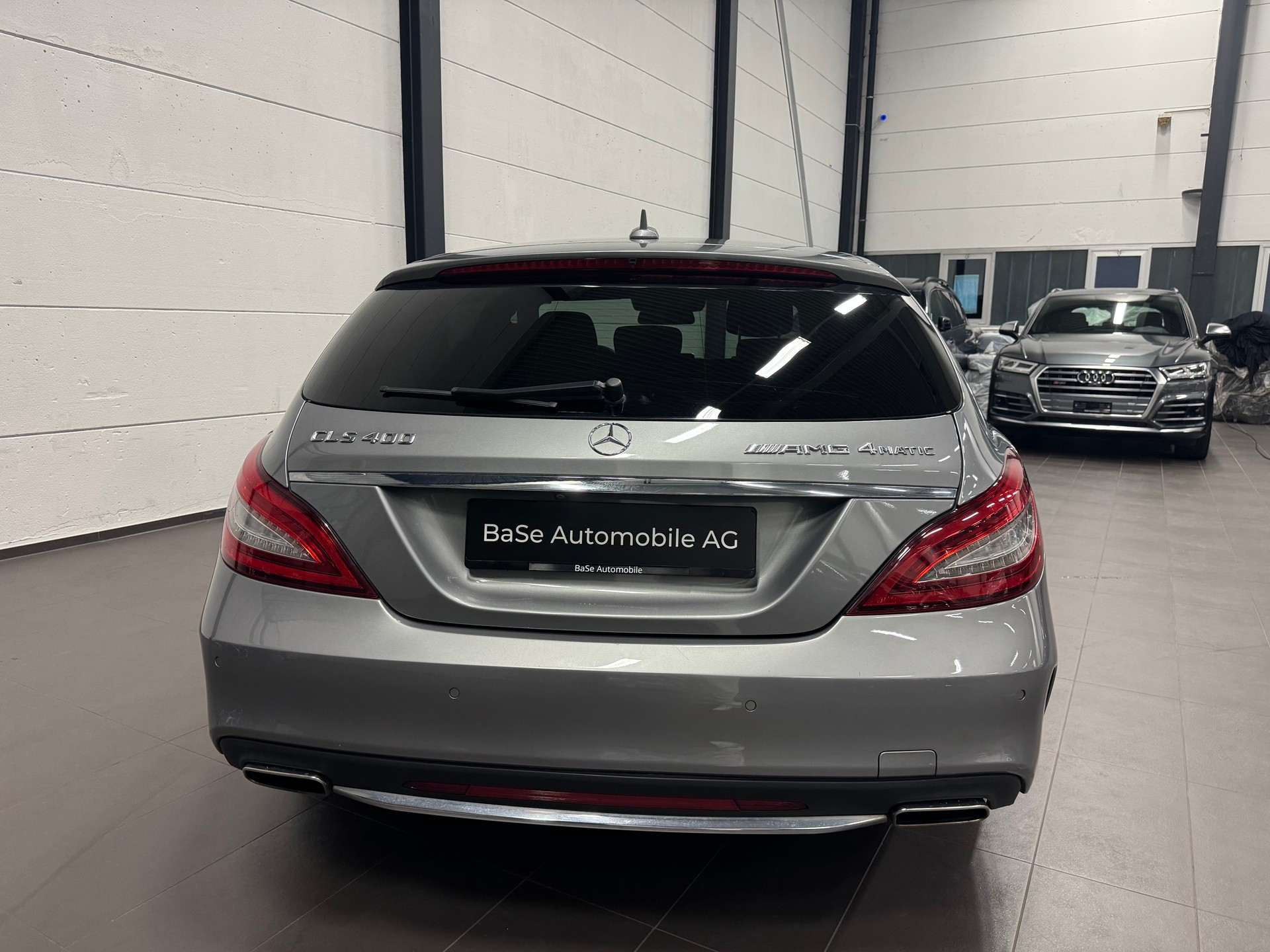 MERCEDES-BENZ CLS Shooting Brake 400 4Matic 7G-Tronic AMG Line-image-14