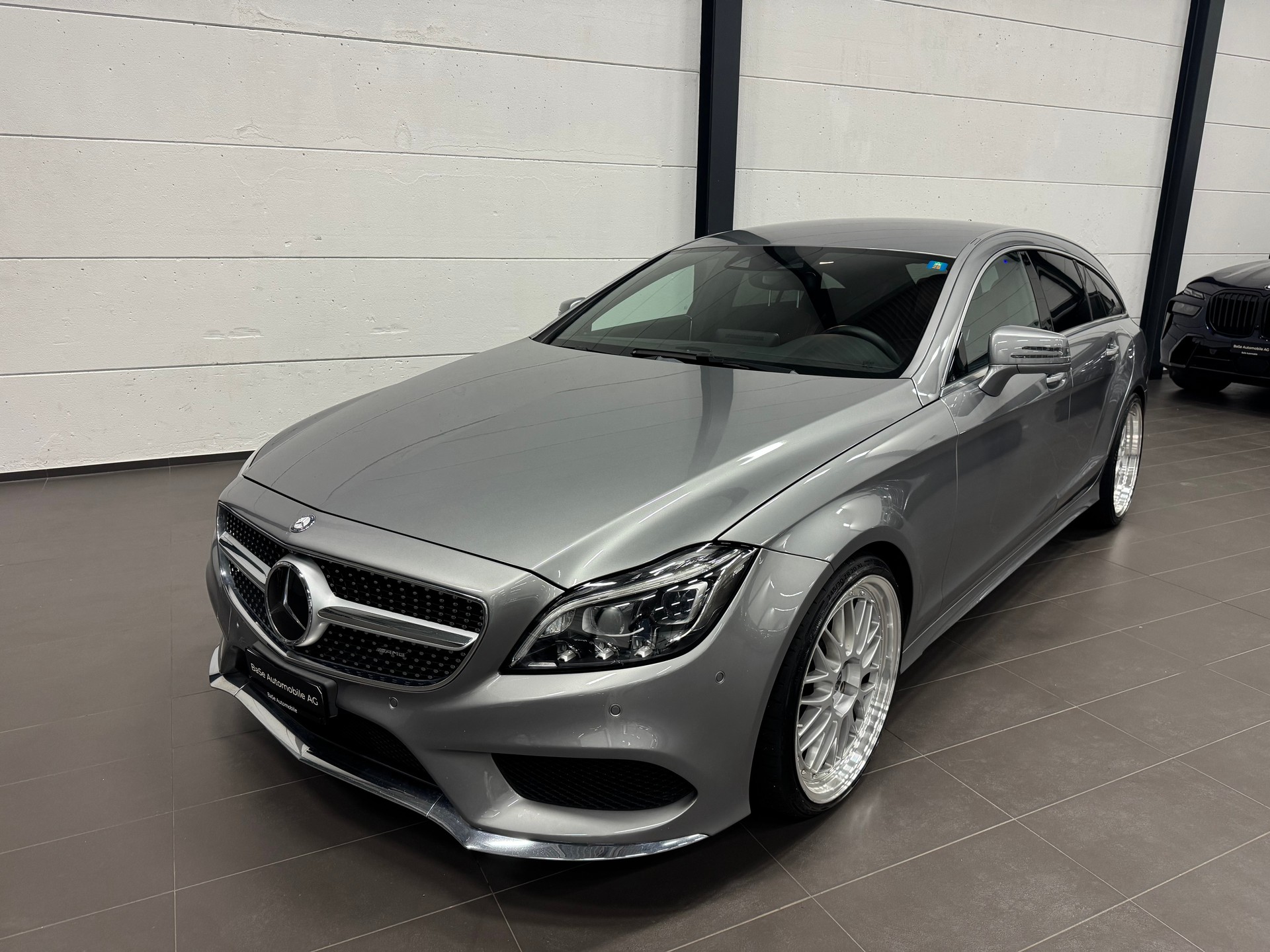 MERCEDES-BENZ CLS Shooting Brake 400 4Matic 7G-Tronic AMG Line