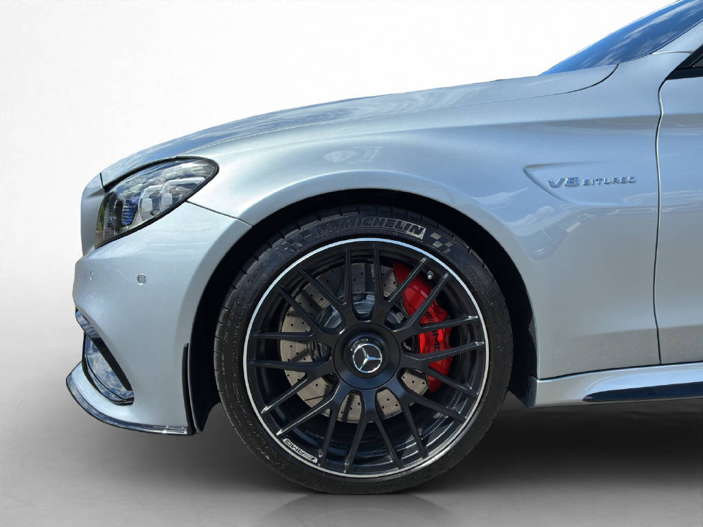 MERCEDES-BENZ C 63 S AMG Coupé-image-7
