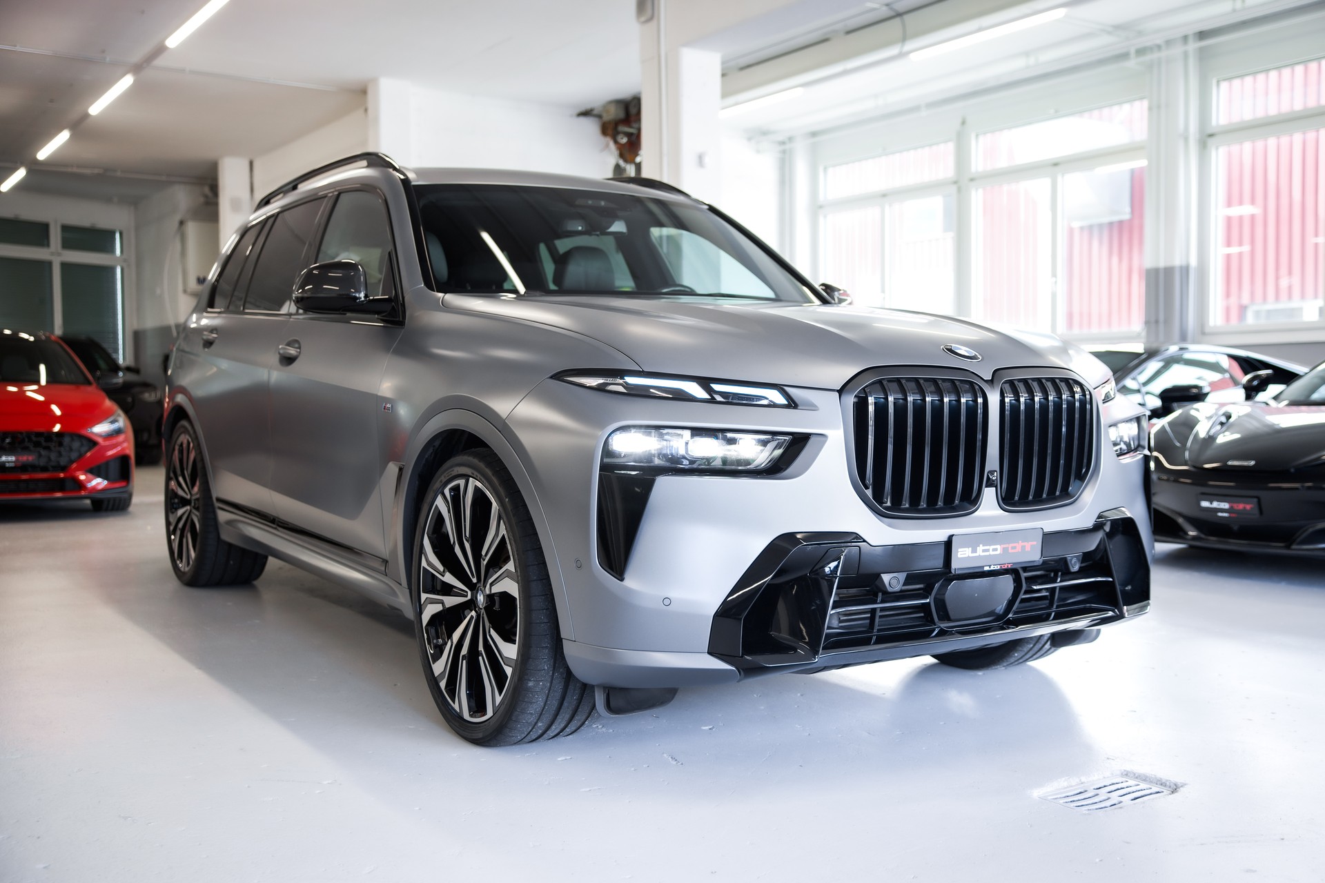 BMW X7 xDrive 48V 40d M Sport Pro Steptronic-showroom-element-2