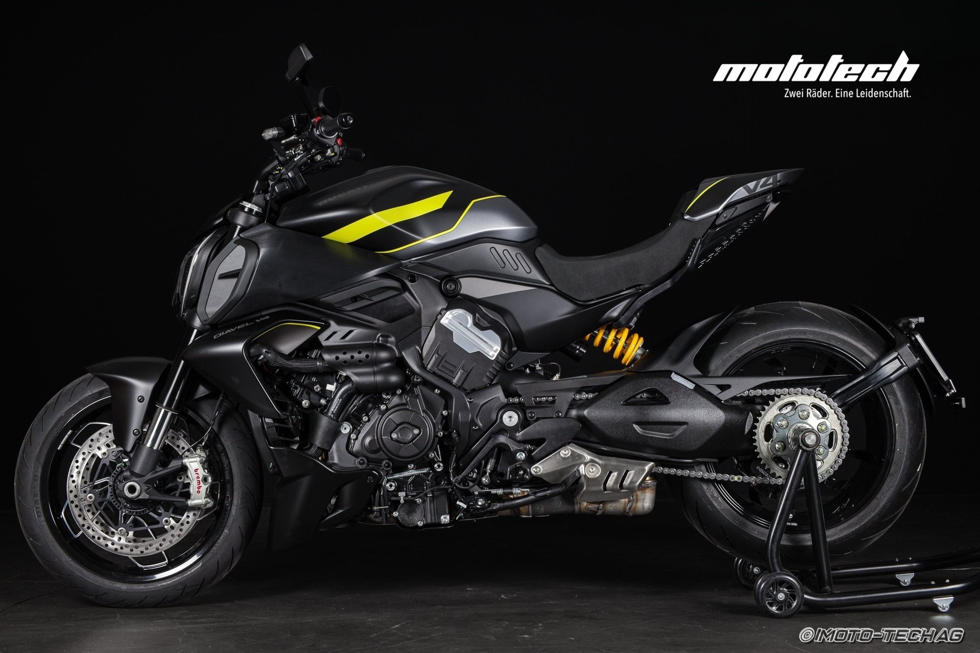 DUCATI Diavel V4 / 4 JAHRE GARANTIE-image-4
