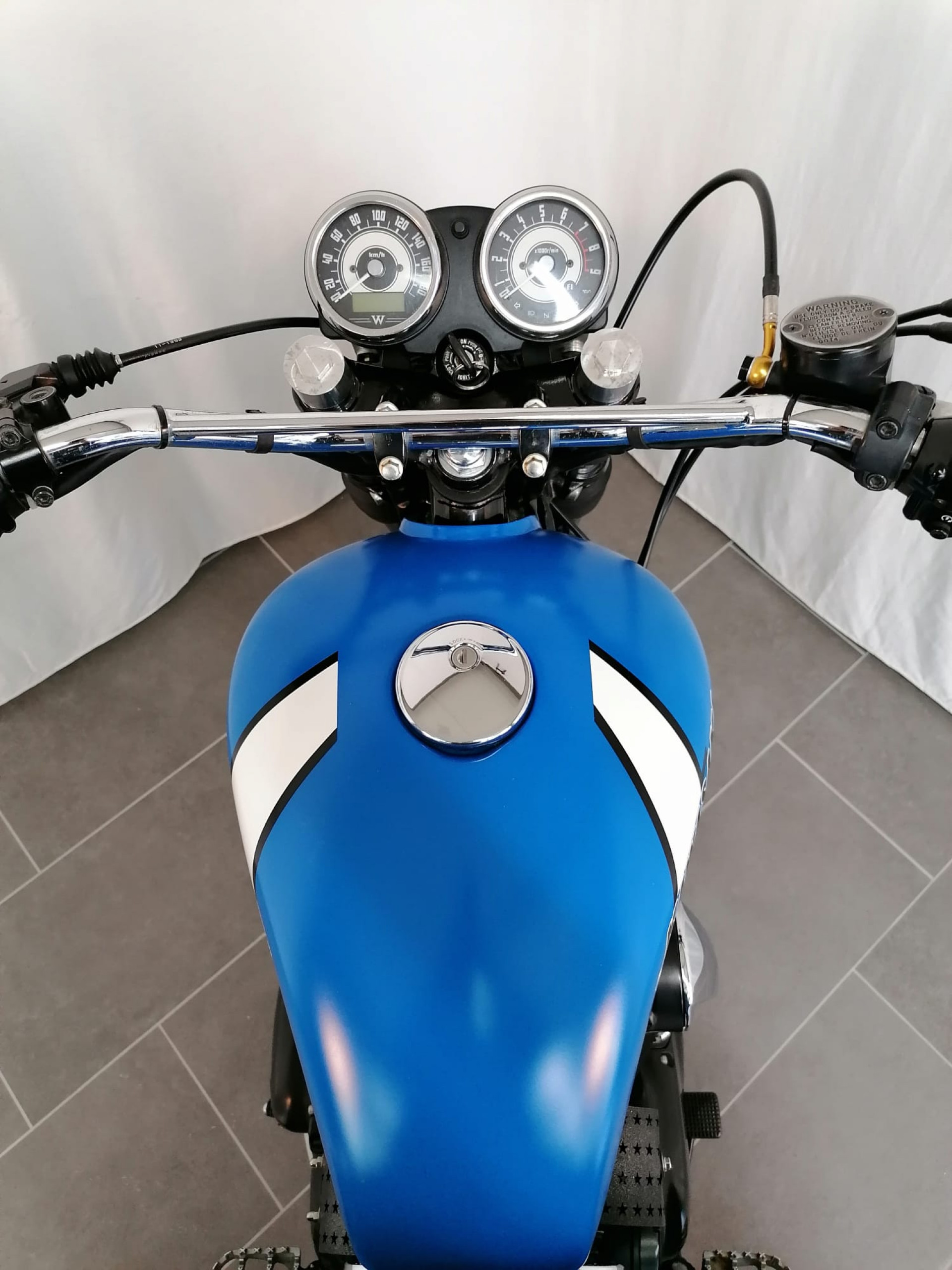 KAWASAKI W 800-image-4