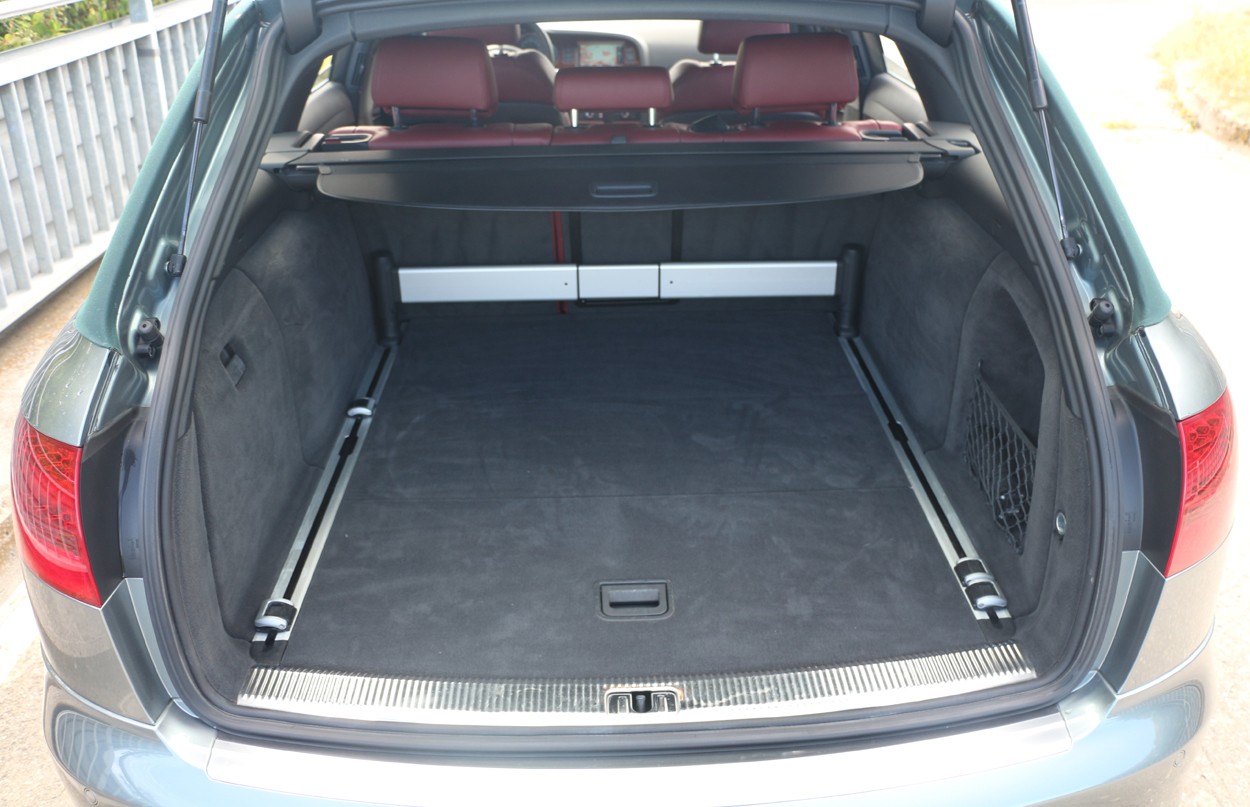 AUDI A6 Allroad 4.2 FSI quattro tiptronic-image-18