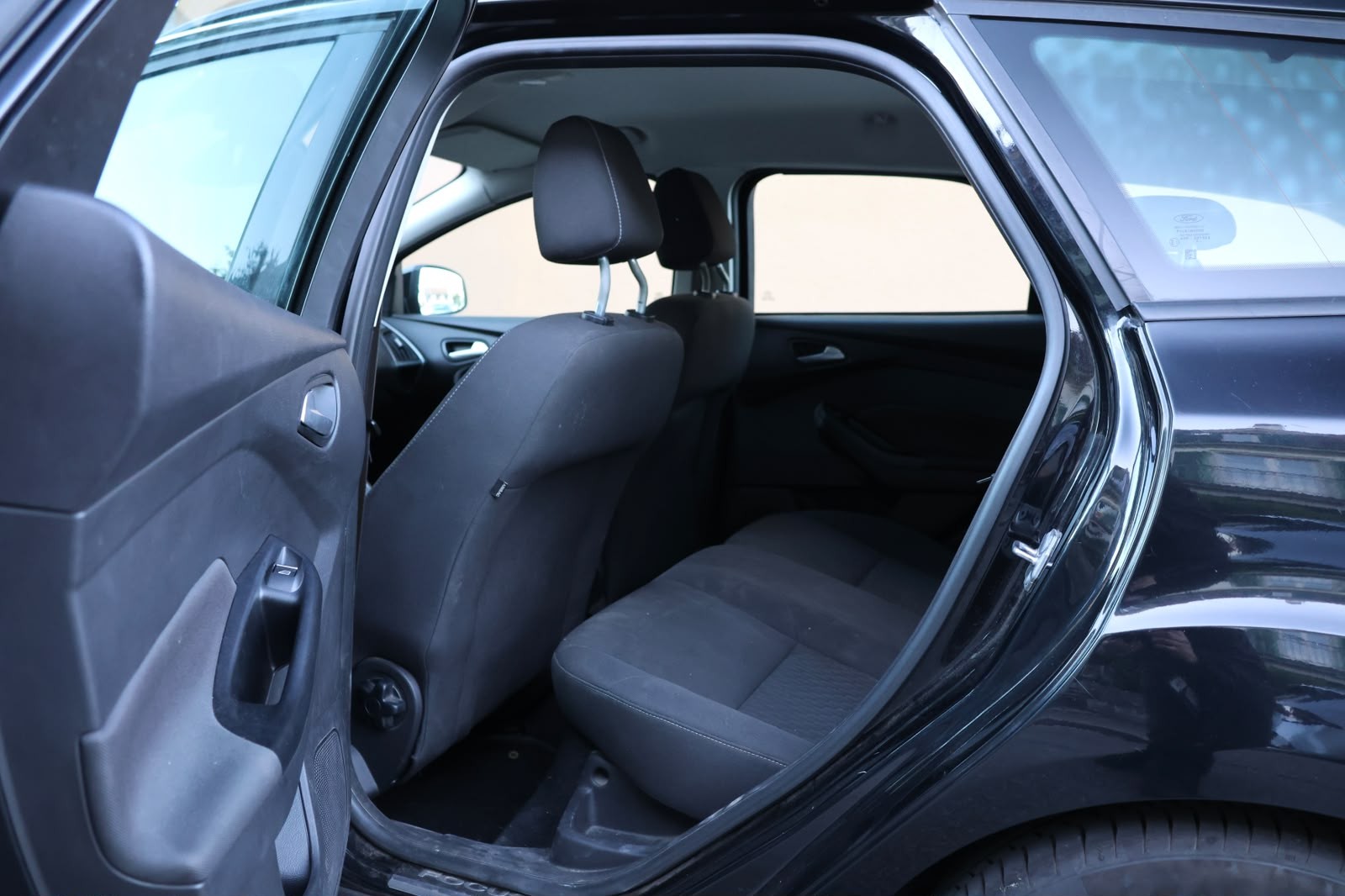FORD Focus 1.0 SCTi Titanium(CH)-image-10