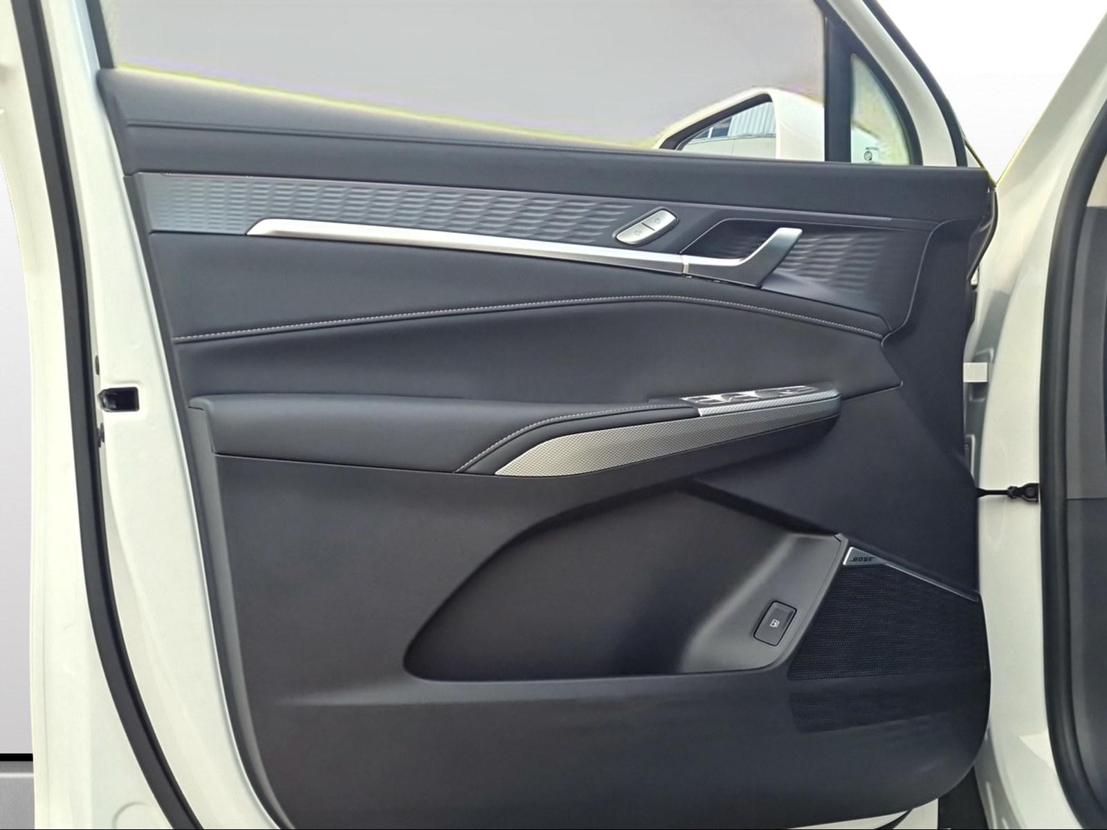 MG S9 1.5 PHEV Premium-image-6