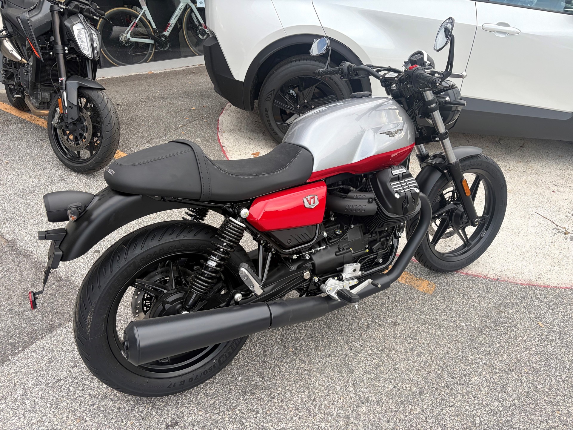 MOTO GUZZI V7 IV 850 Stone Corsa 35kW SP1-showroom-element-2