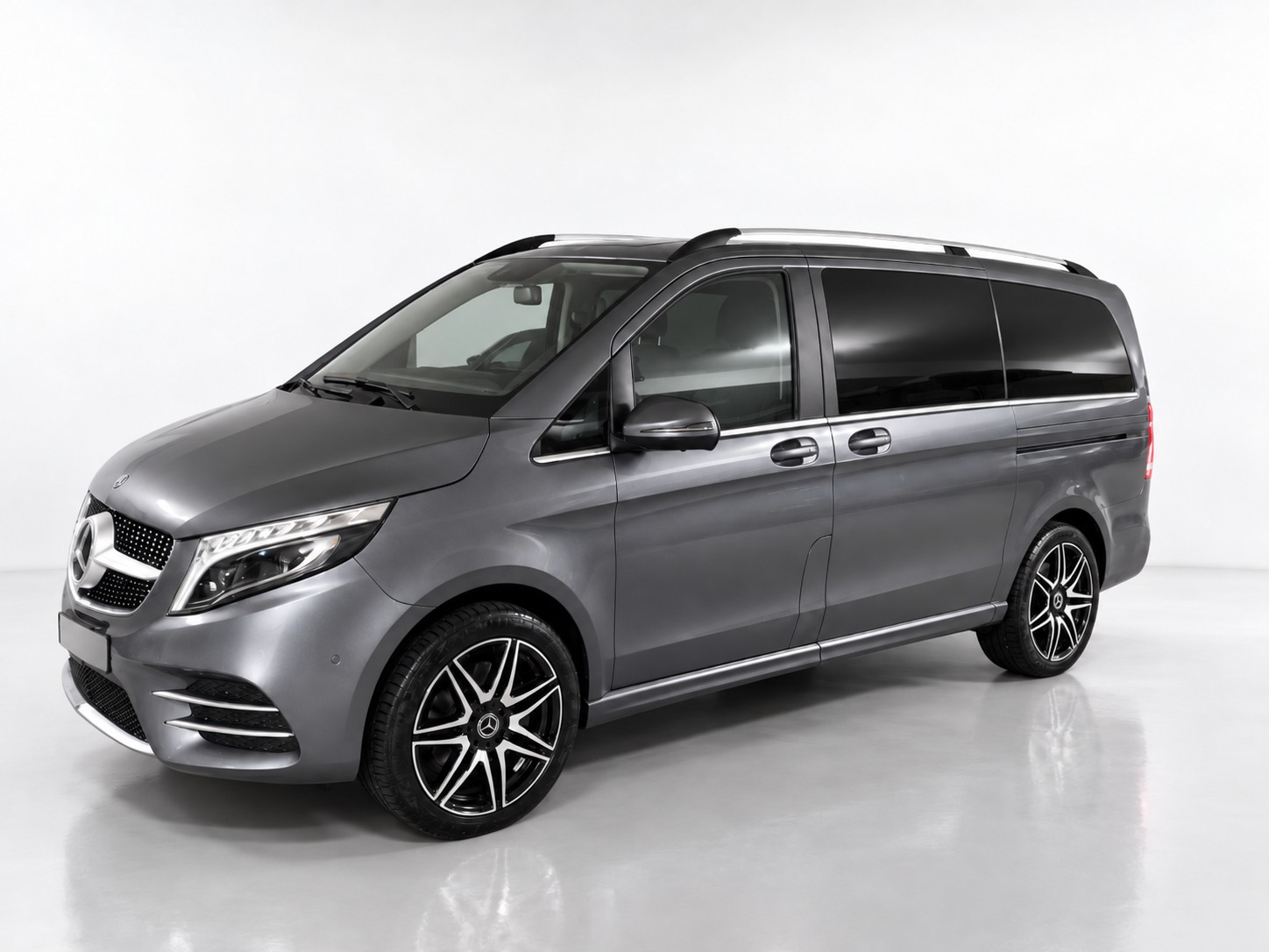 MERCEDES-BENZ V 300 d Swiss Ed. lang-image-4
