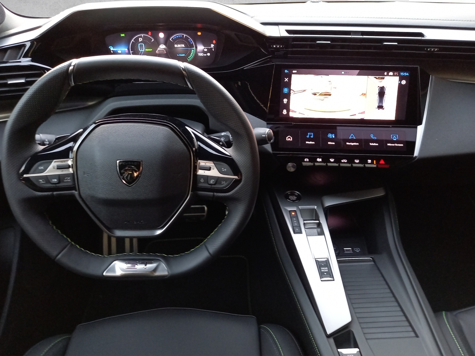 PEUGEOT 408 1.6 PHEV 180 GT-image-9