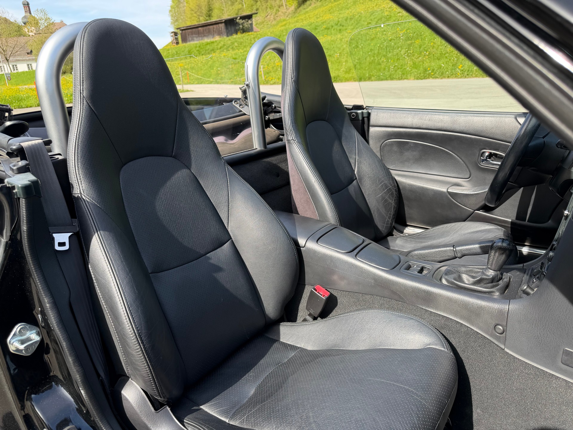 MAZDA 1.8 GT Youngster-image-13