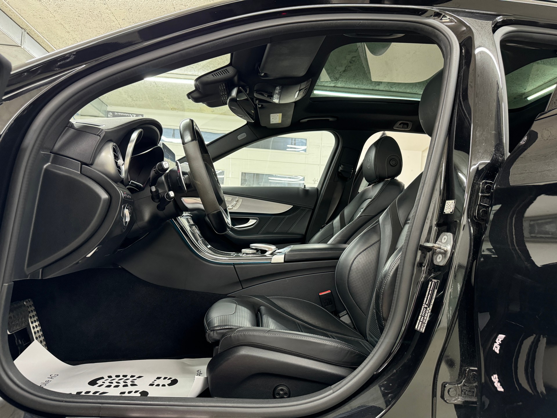 MERCEDES-BENZ C 63 S AMG 510PS Black Edition! Performance-Abgasanlage Speedshift-image-6
