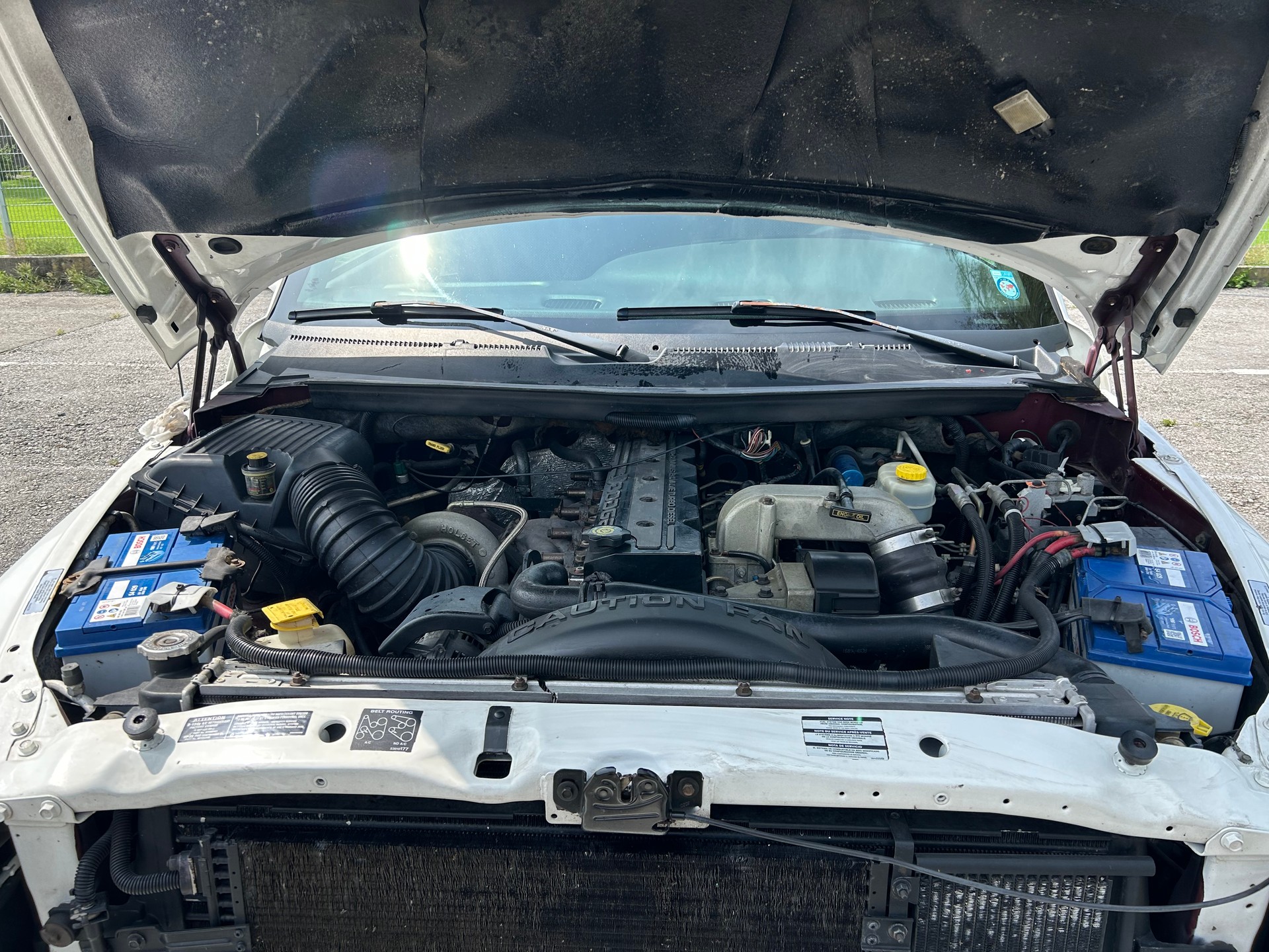 DODGE Ram 2500 Cummins SLT-image-23