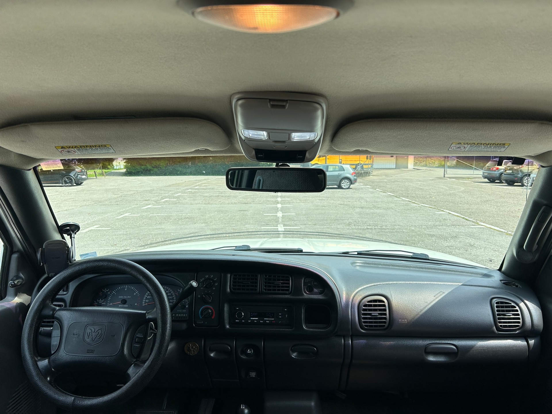 DODGE Ram 2500 Cummins SLT-image-14