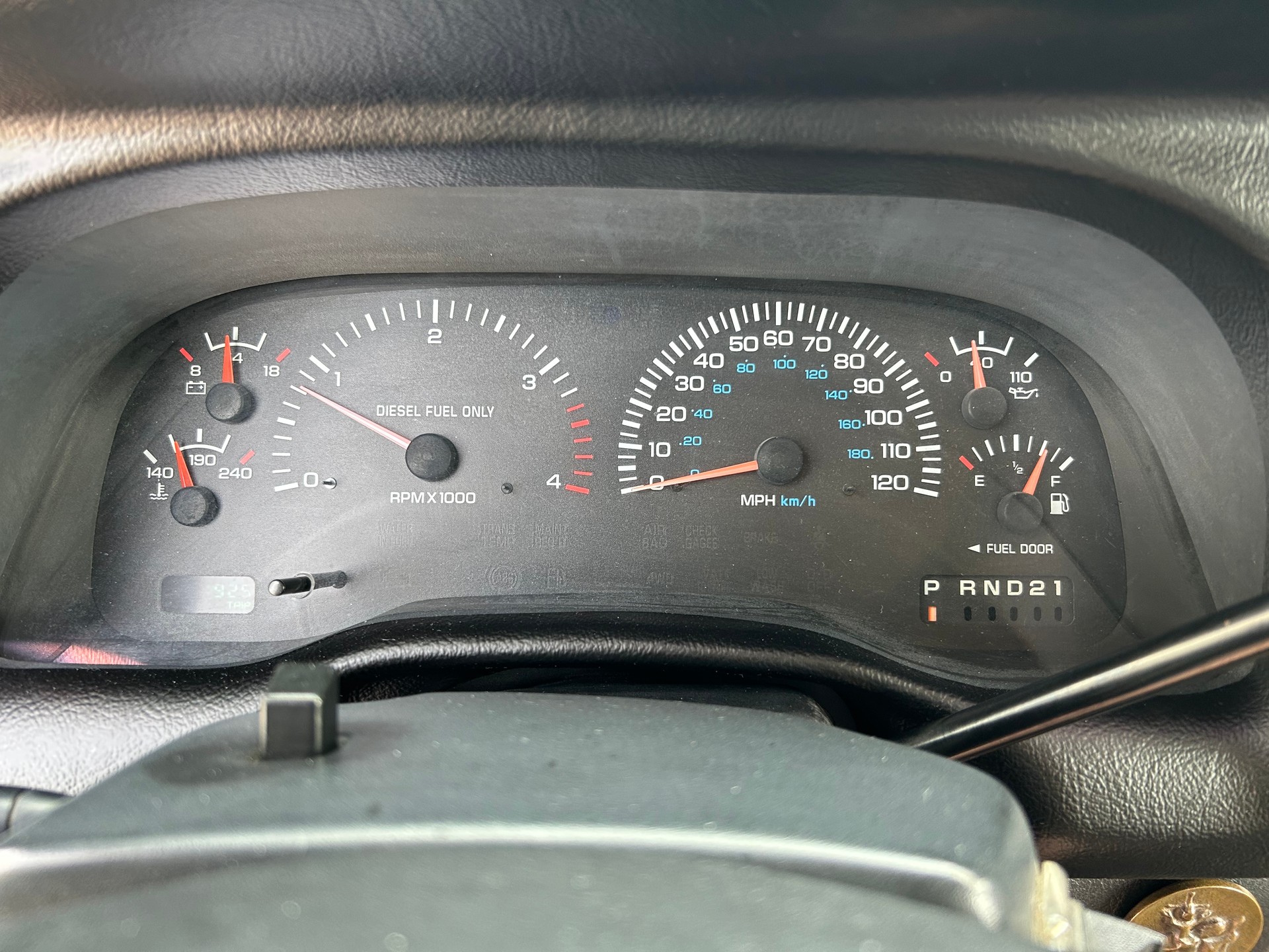 DODGE Ram 2500 Cummins SLT-image-16