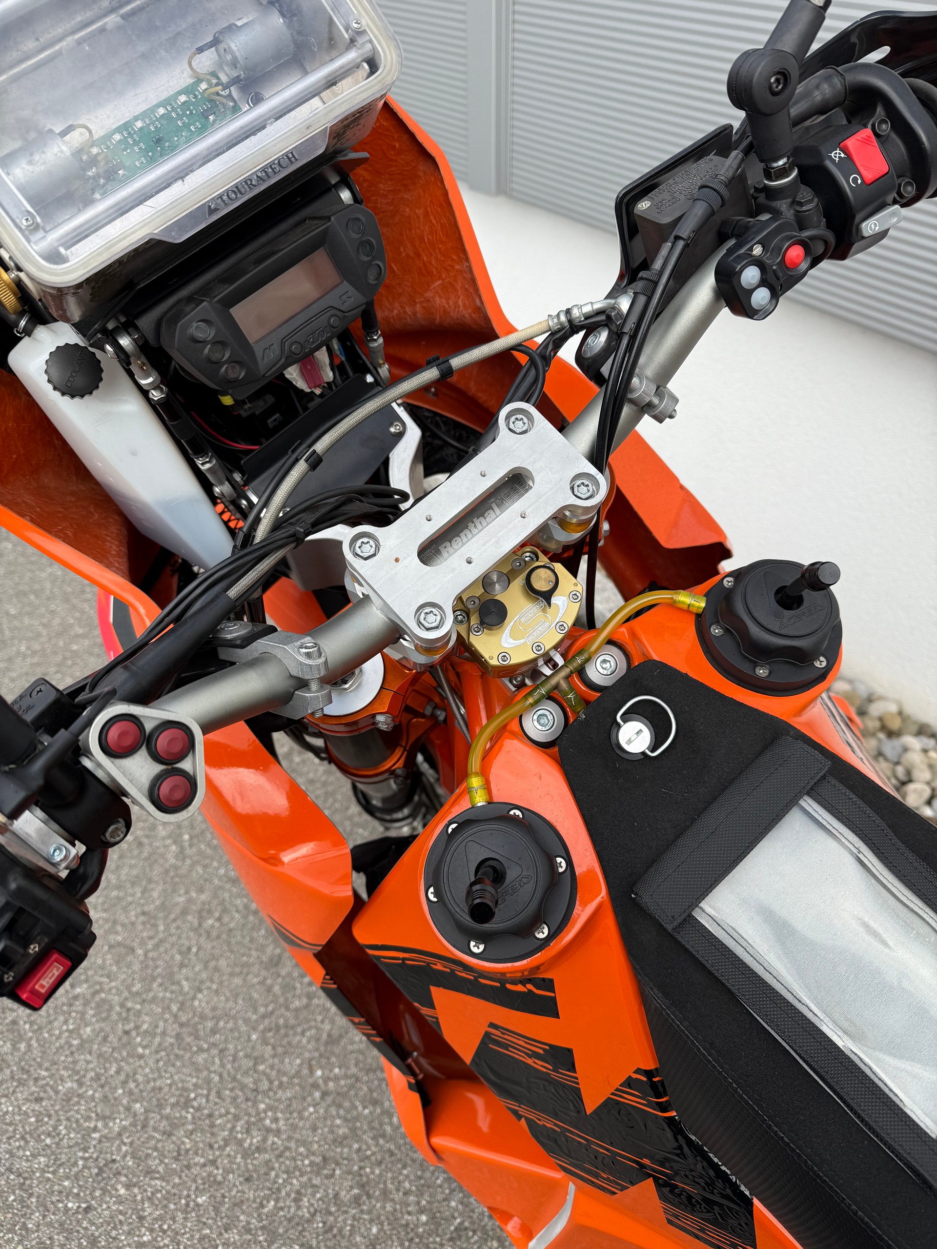 KTM 690 Enduro Rally-image-10