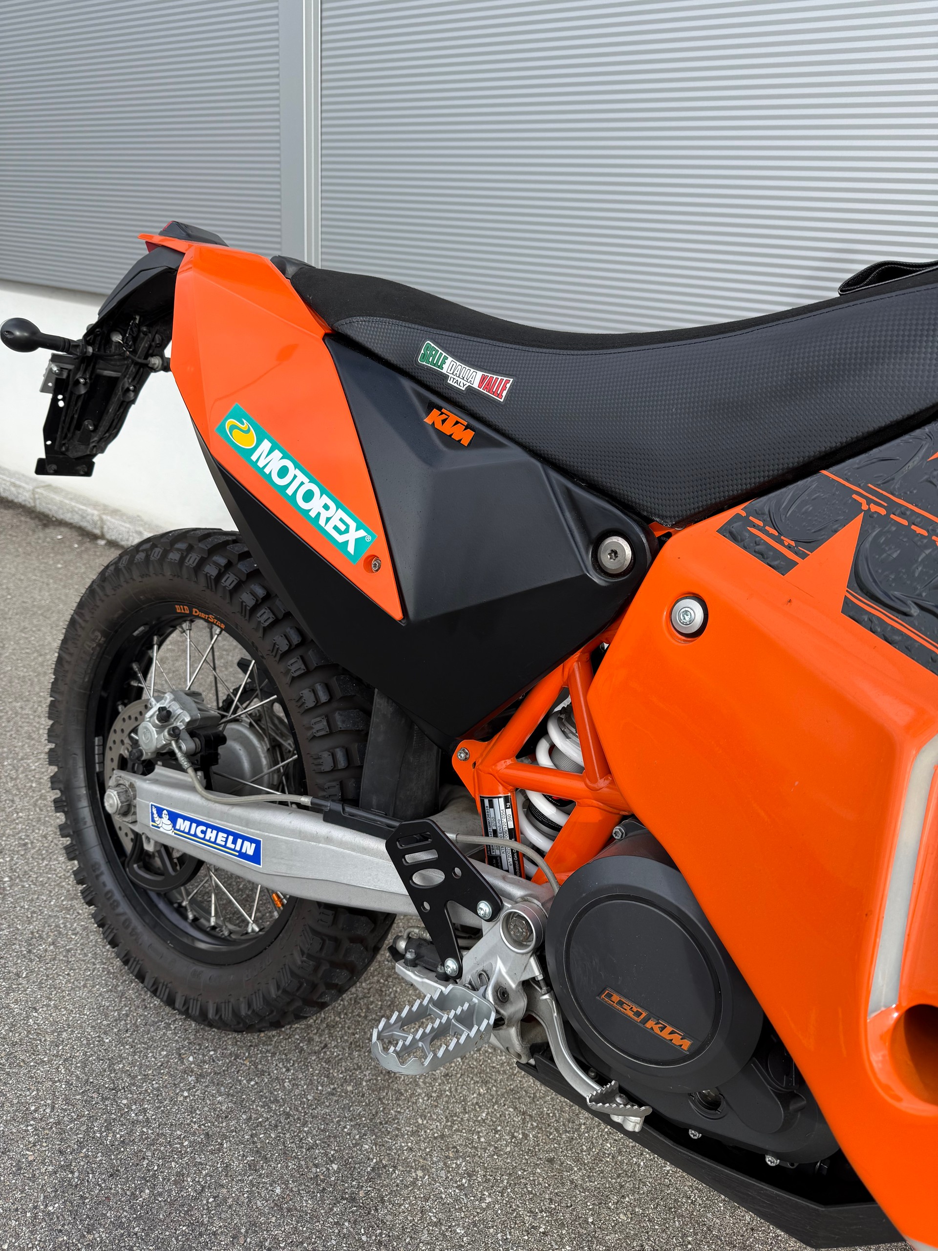 KTM 690 Enduro Rally-image-4