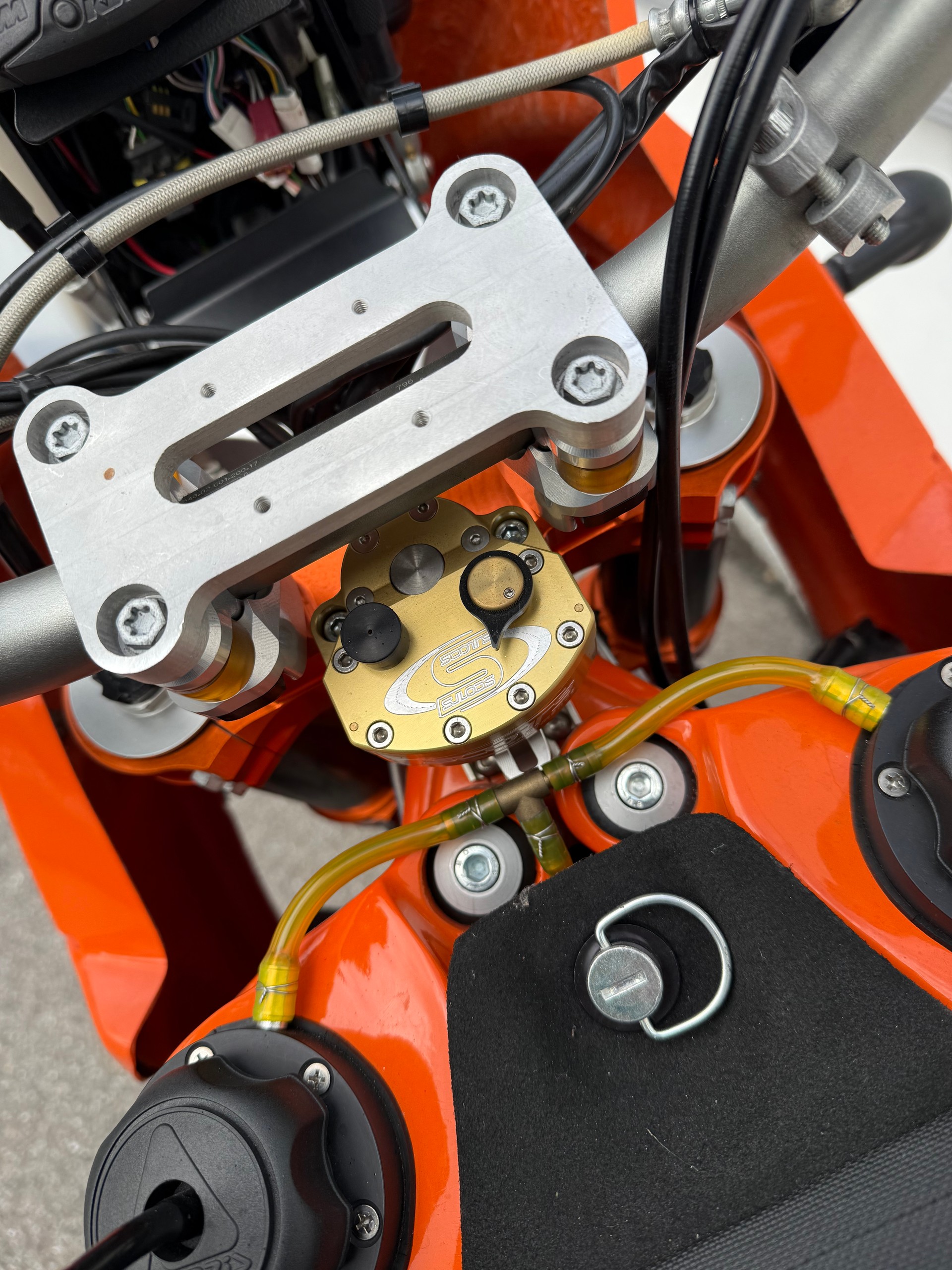 KTM 690 Enduro Rally-image-11