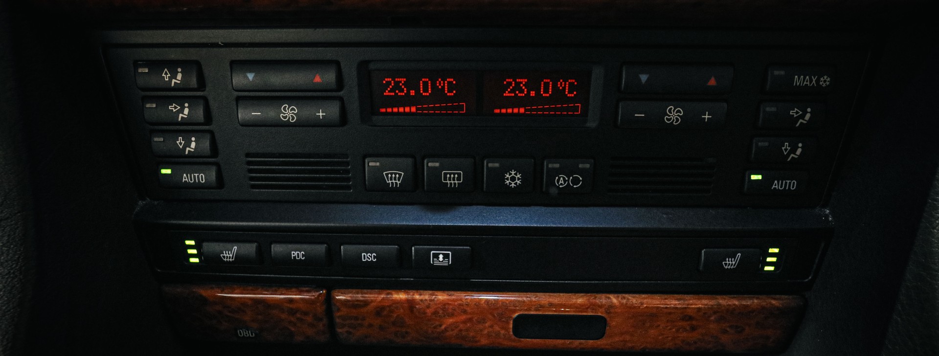 BMW 740i E38 4.4L V8 (M62B44)-image-17