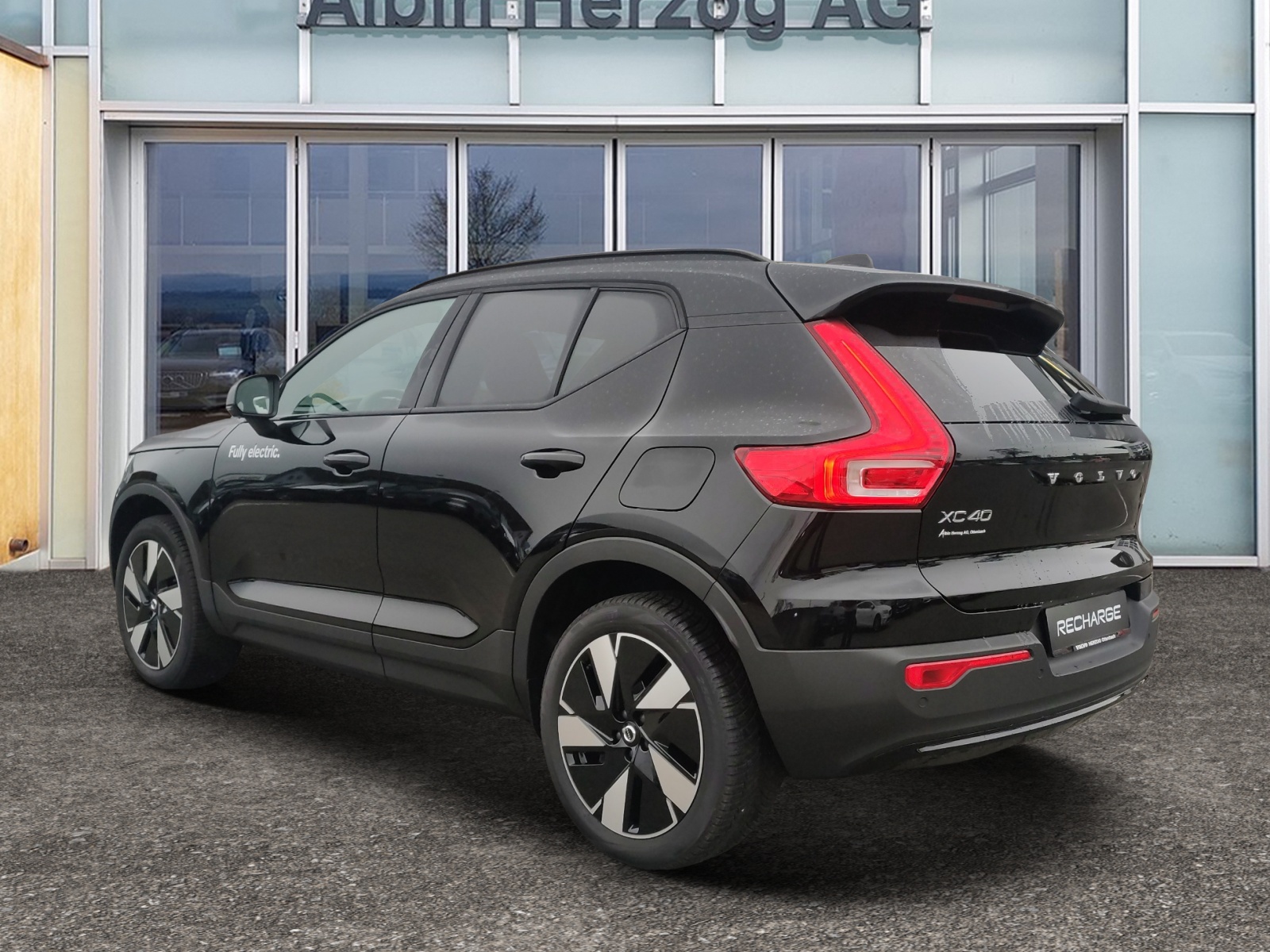 VOLVO XC40 E60 Core-showroom-element-2