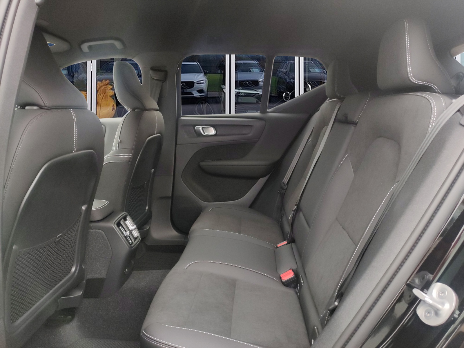 VOLVO XC40 E60 Core-image-7