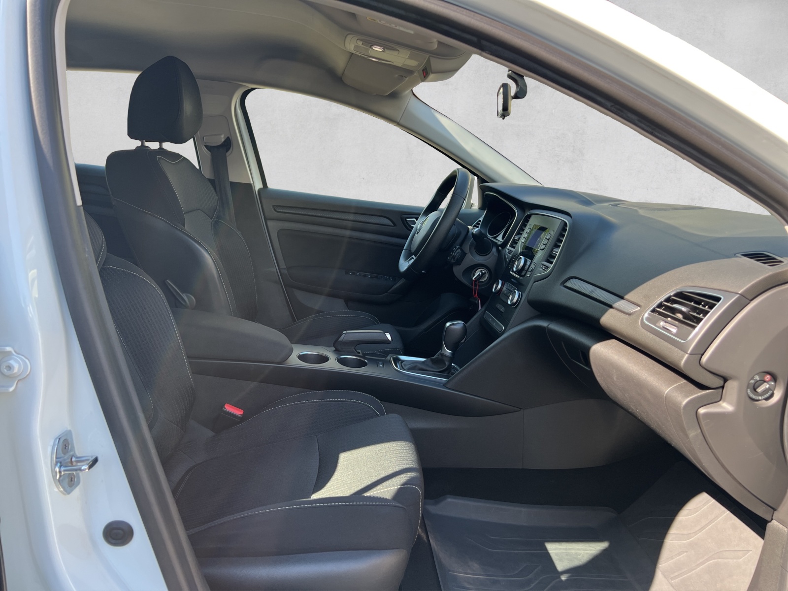 RENAULT Mégane Grandtour 1.5 dCi Business EDC-image-14