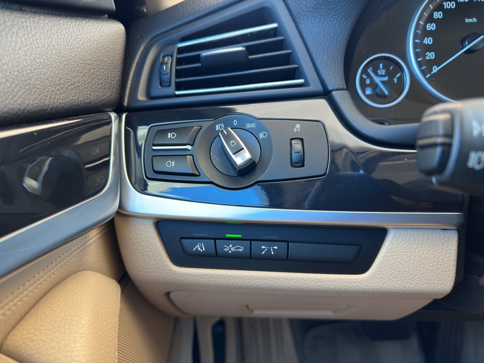 BMW 525d Touring Steptronic-image-13