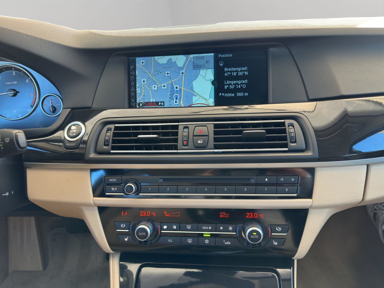 BMW 525d Touring Steptronic-image-14