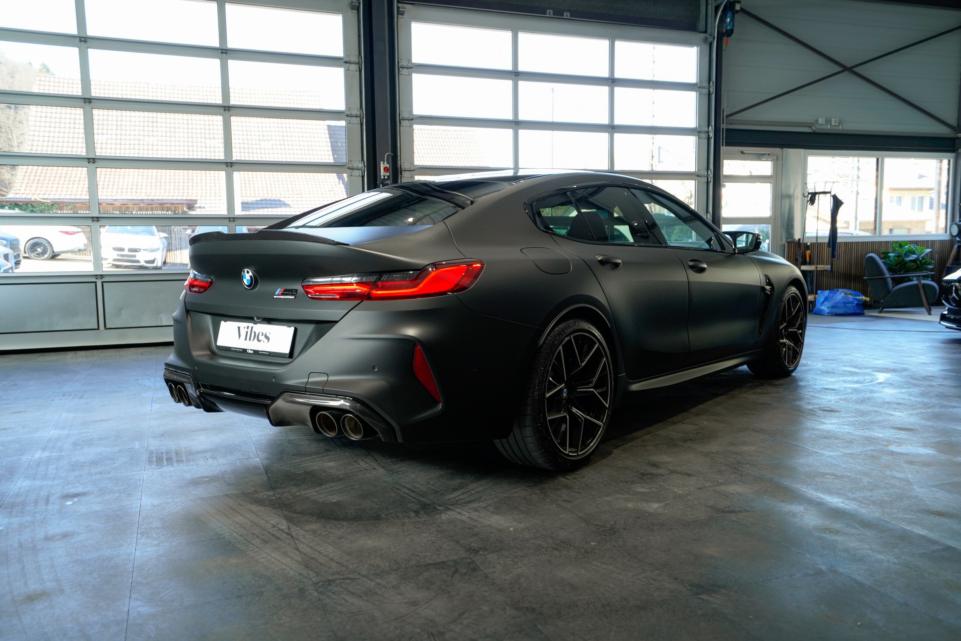 BMW M8 xDrive M Competition Steptronic-showroom-element-3