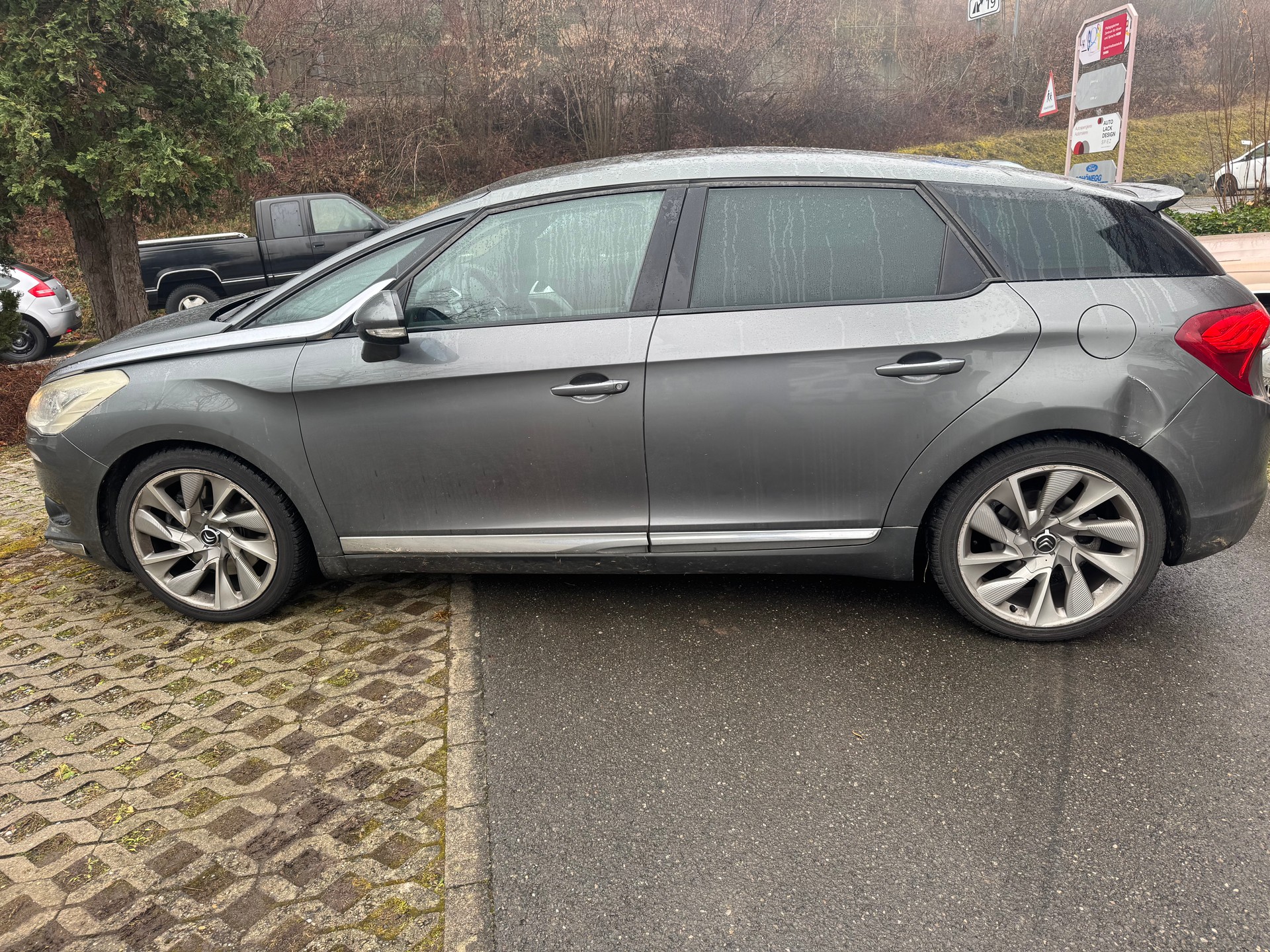 DS AUTOMOBILES DS5 1.6 Turbo Sport Chic-image-4