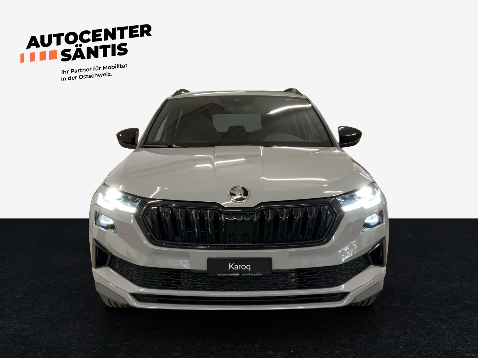 SKODA Karoq 2.0 TSI SportLine 4x4 DSG-image-1