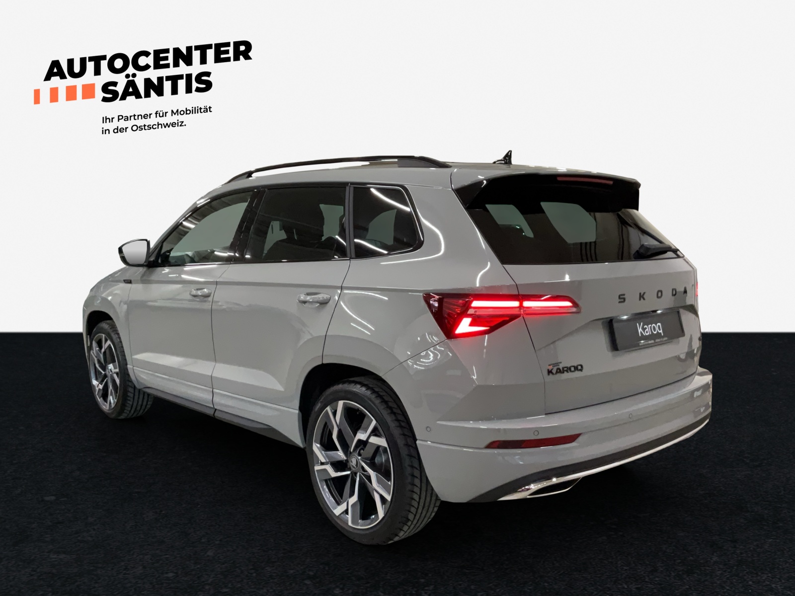 SKODA Karoq 2.0 TSI SportLine 4x4 DSG-showroom-element-3