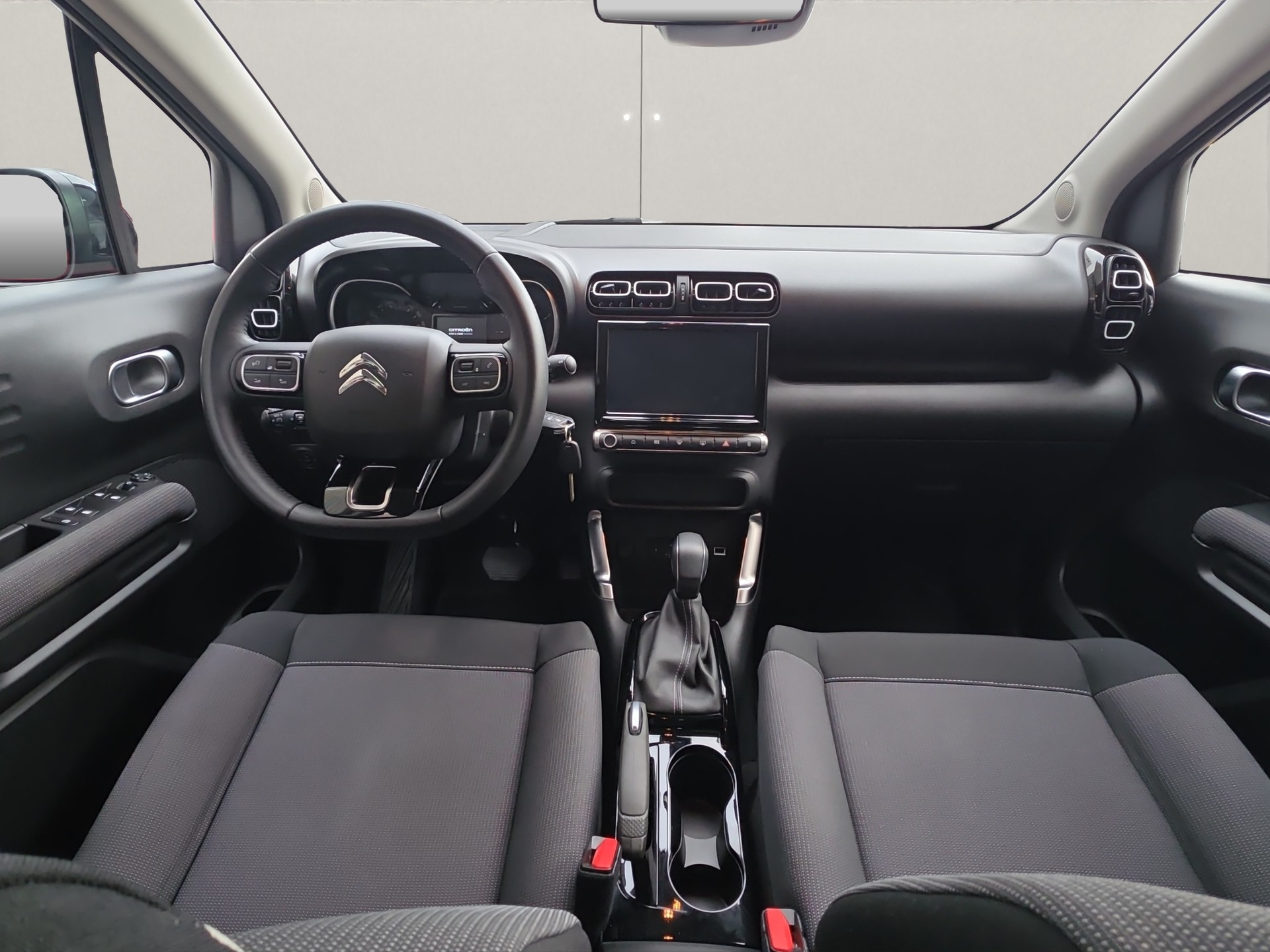 CITROEN C3 Aircross 1.2i PureTech Shine EAT-image-12