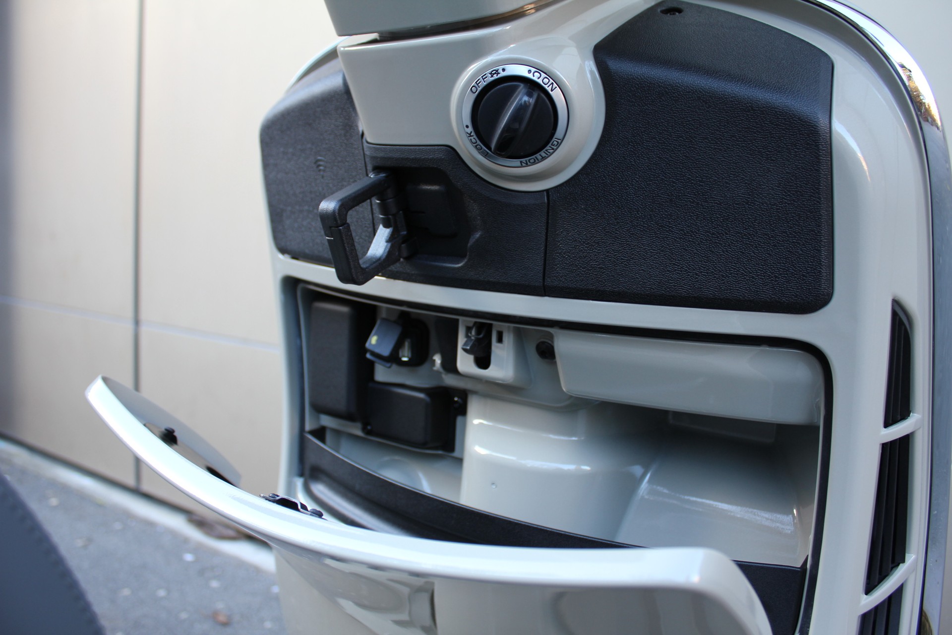 PIAGGIO Vespa GTS 125 RST Euro 5+-image-6