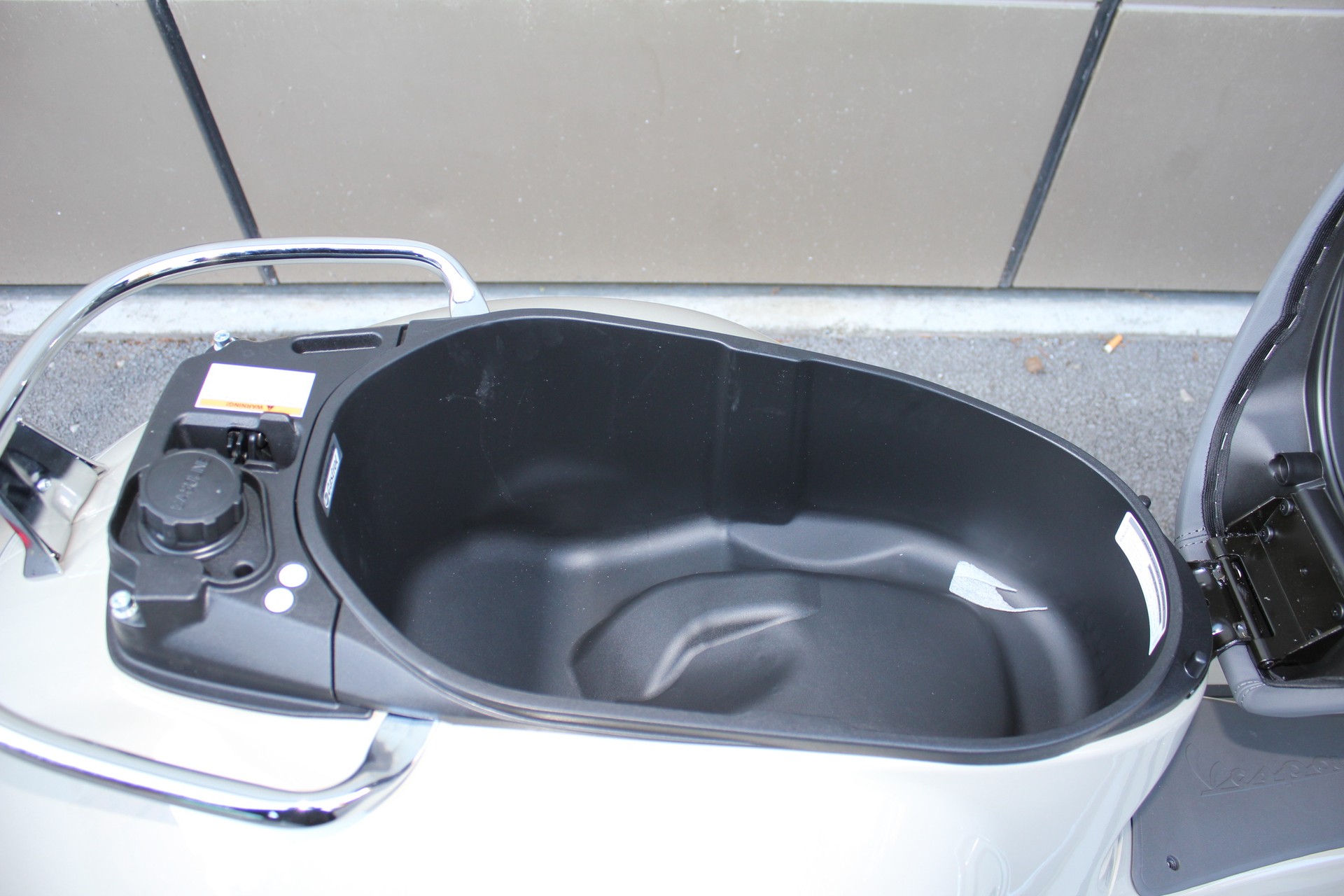 PIAGGIO Vespa GTS 125 RST Euro 5+-image-9