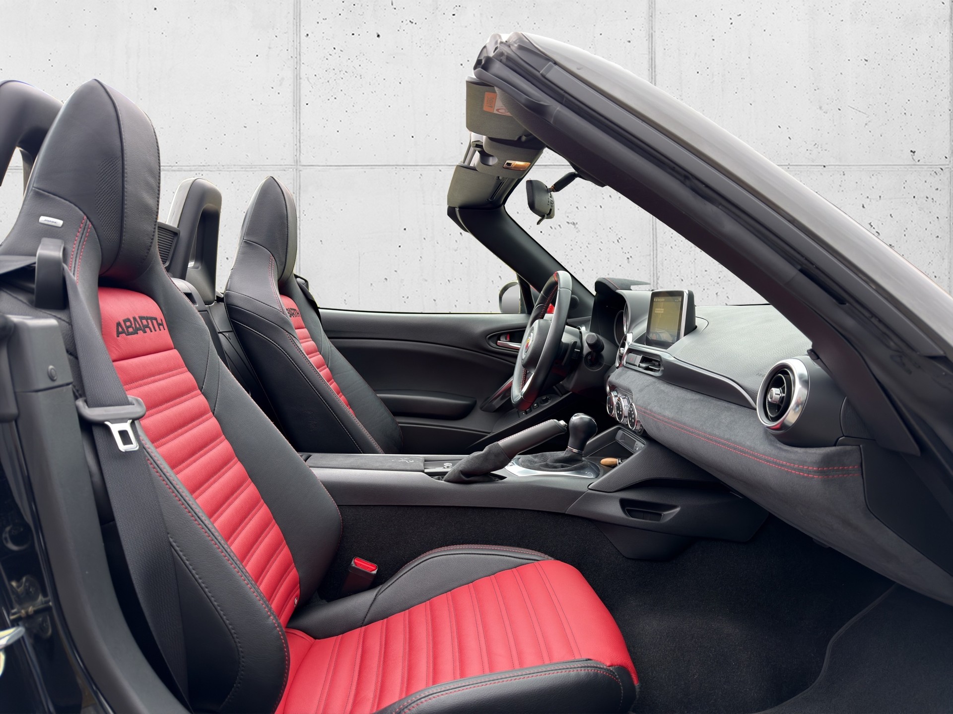 FIAT 124 Spider 1.4 TB Abarth Automatic-image-23
