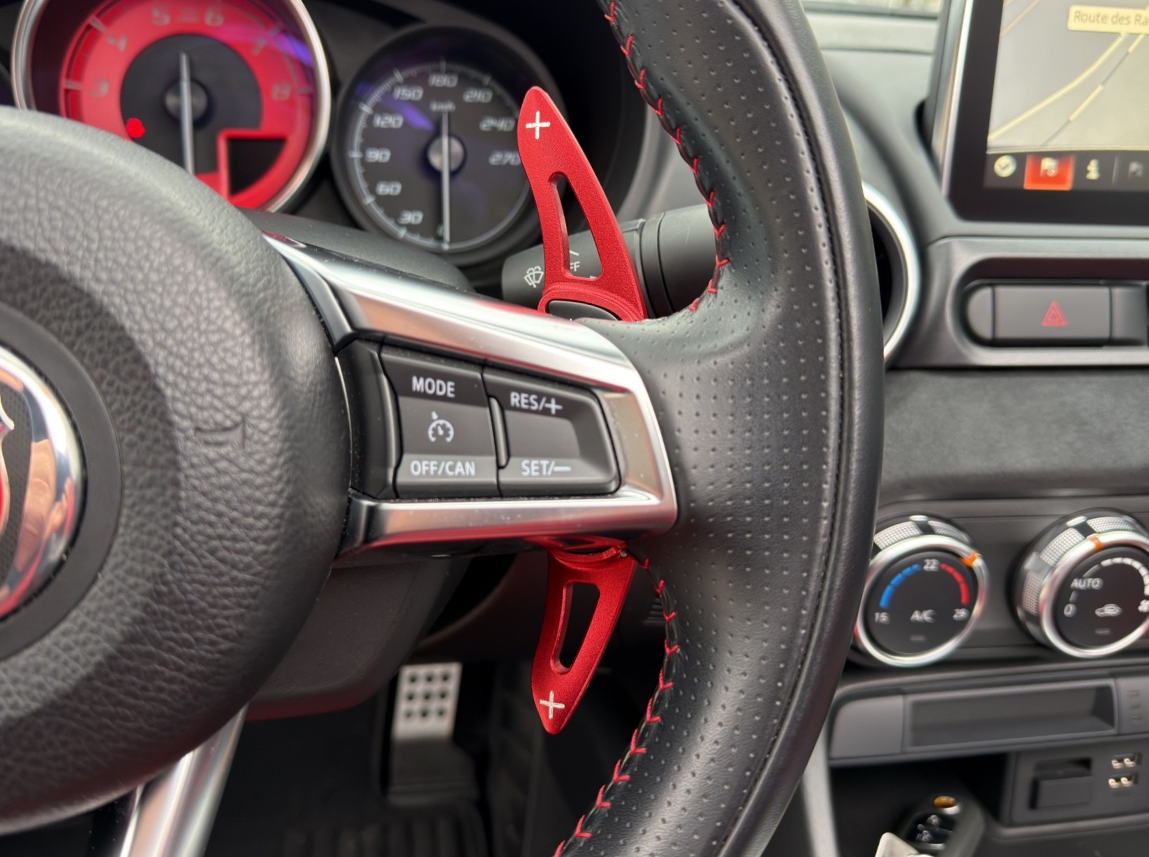 FIAT 124 Spider 1.4 TB Abarth Automatic-image-18