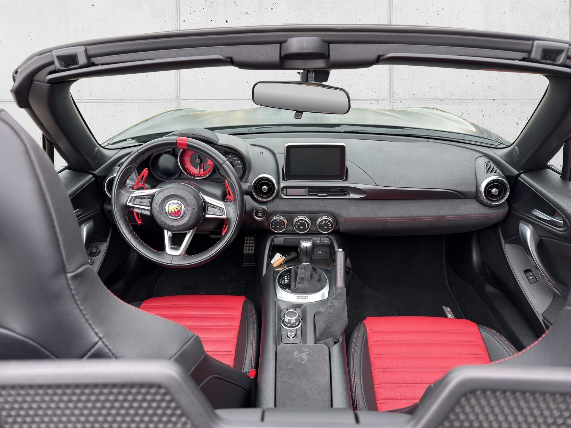 FIAT 124 Spider 1.4 TB Abarth Automatic-image-14