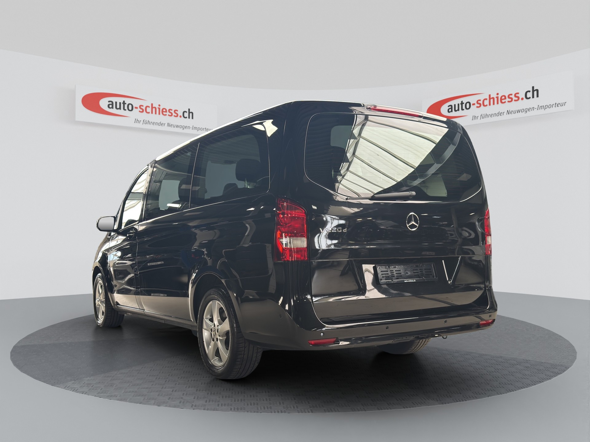 MERCEDES-BENZ V 220 d lang 9G-Tronic 7Pl.-showroom-element-2