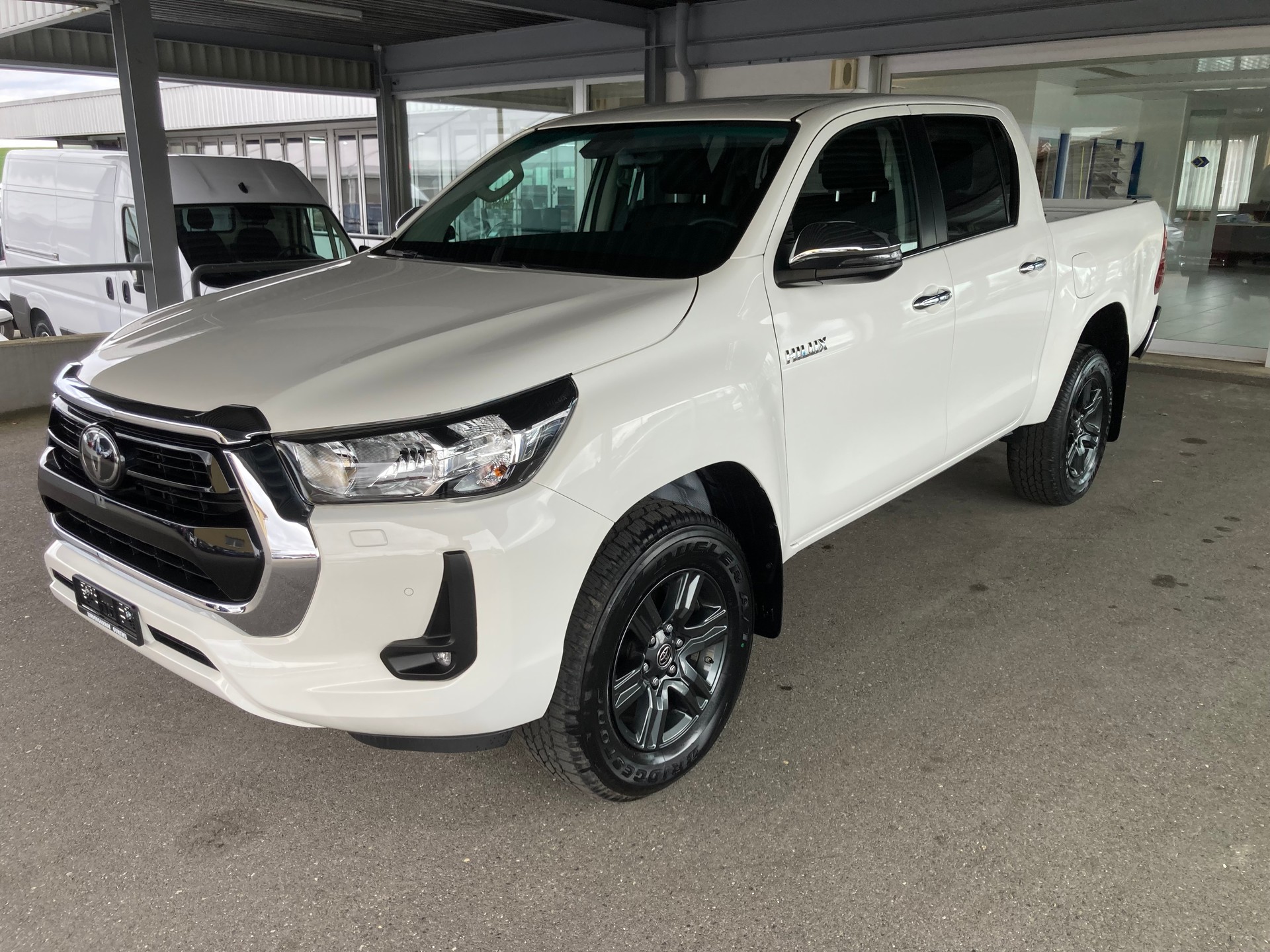 TOYOTA Hilux 2.4d Style Double Cab 4x4