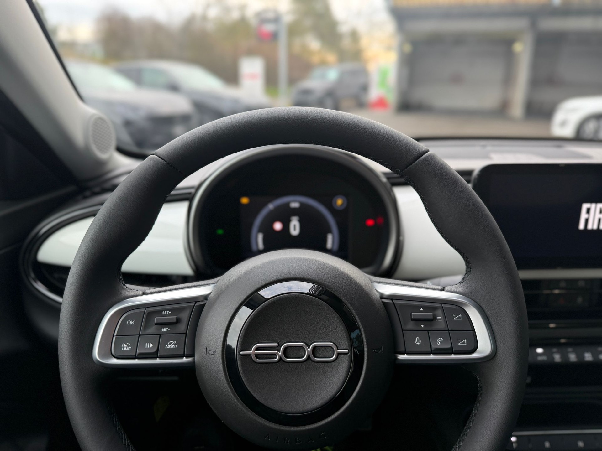 FIAT 600h Mild Hybrid Icon Swiss Edition-image-6