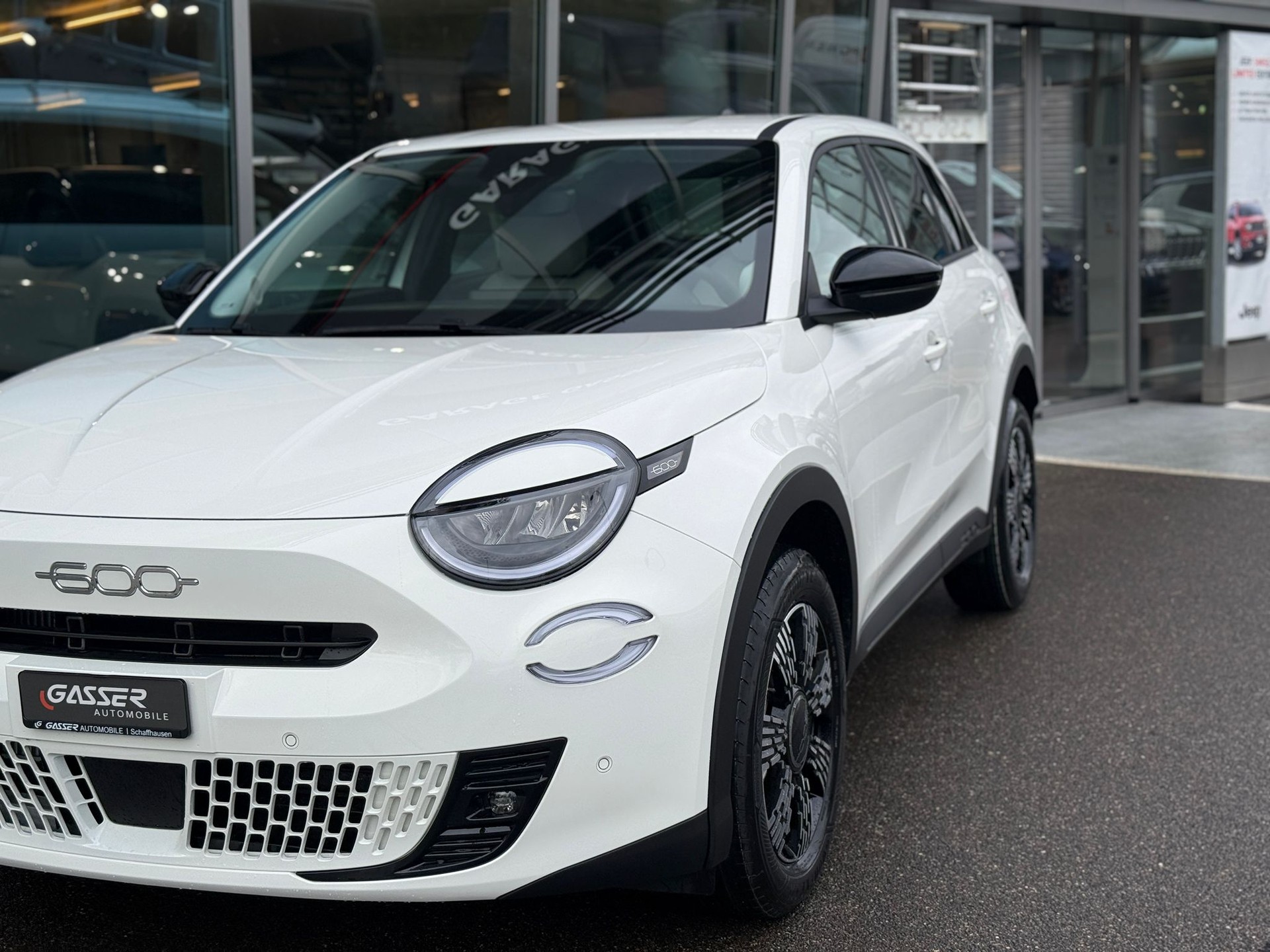 FIAT 600h Mild Hybrid Icon Swiss Edition-showroom-element-3